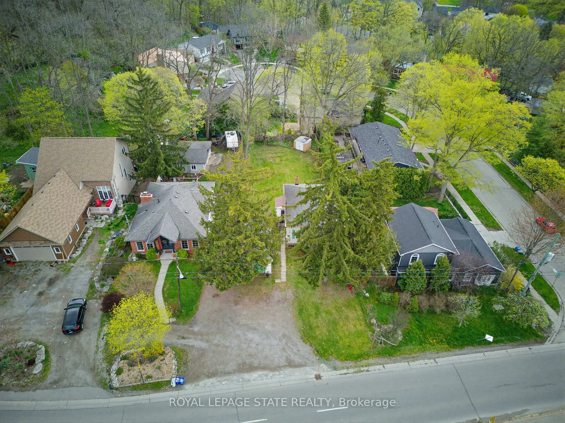 Photo 34 of 111 Sydenham Street, Hamilton, Dundas — HOMEH