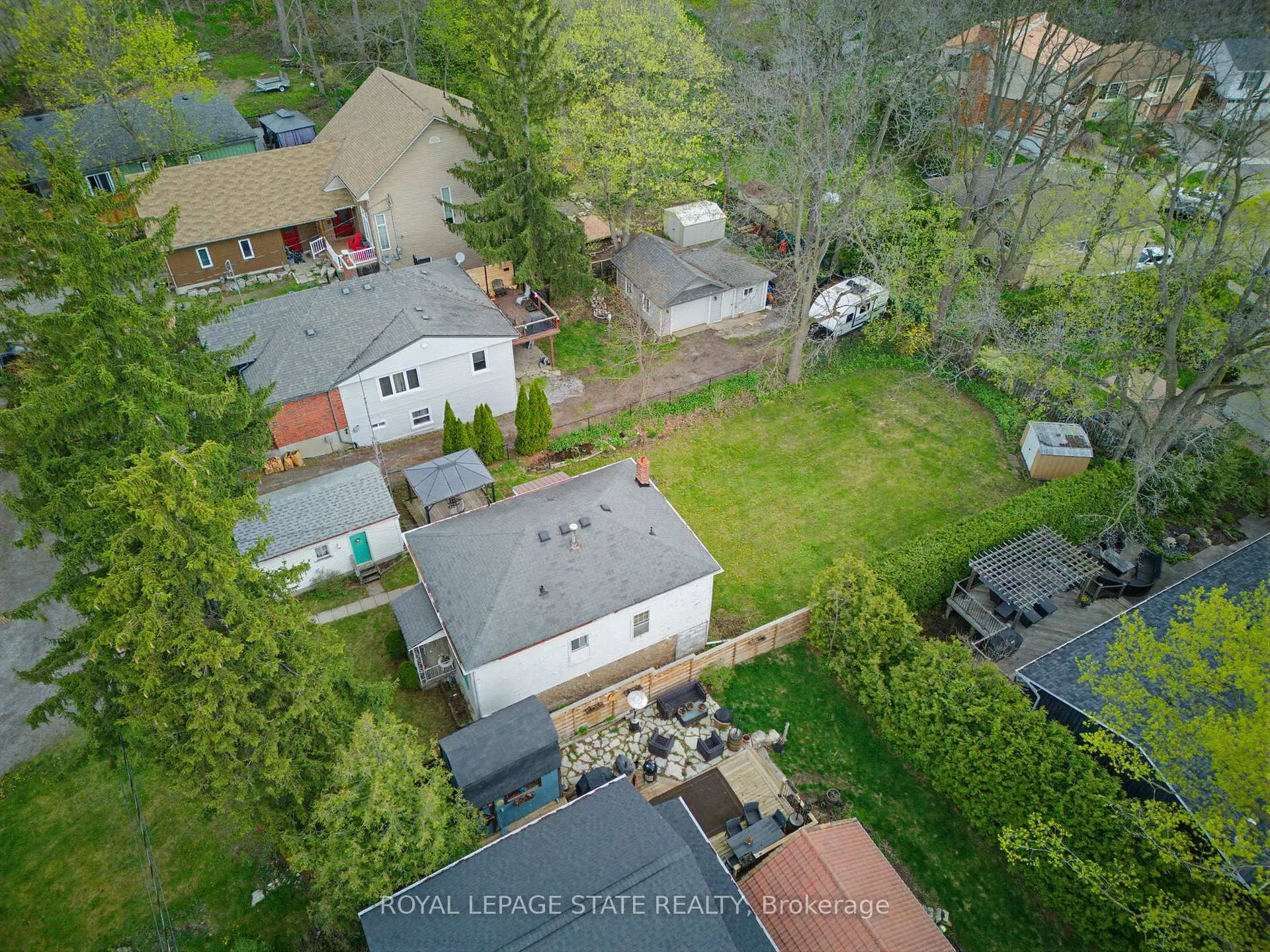 Photo 35 of 111 Sydenham Street, Hamilton, Dundas — HOMEH