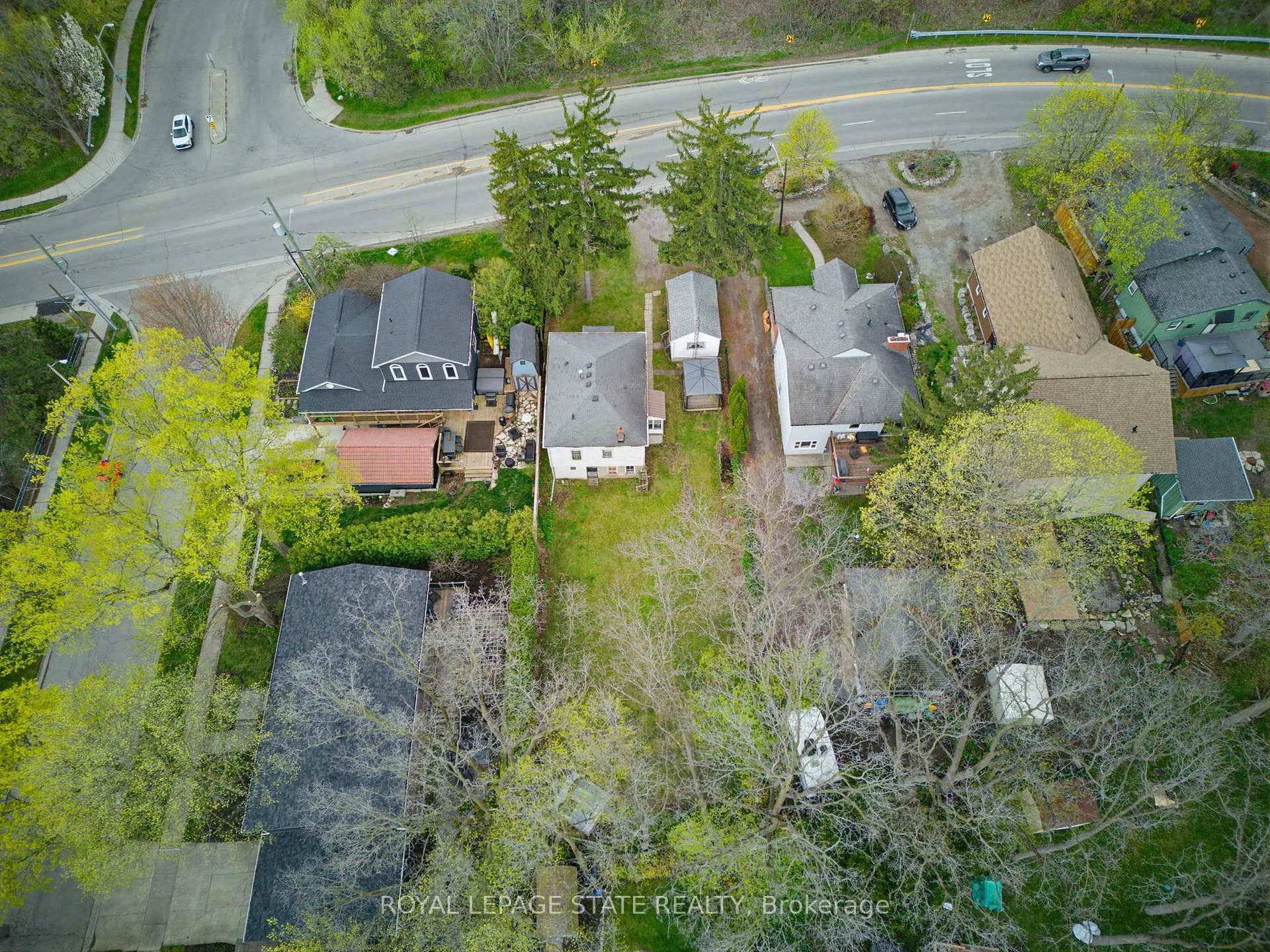 Photo 36 of 111 Sydenham Street, Hamilton, Dundas — HOMEH