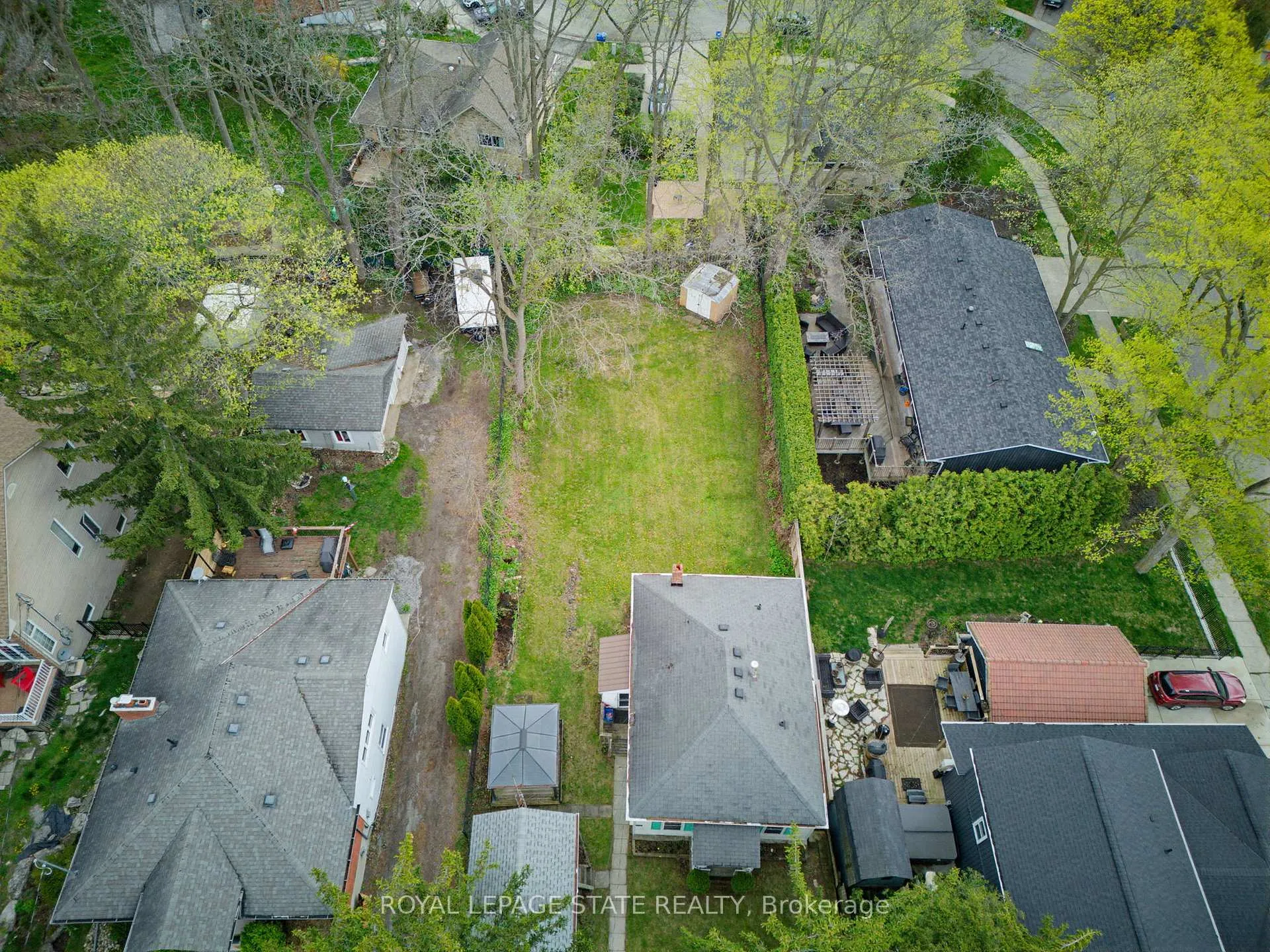 Photo 37 of 111 Sydenham Street, Hamilton, Dundas — HOMEH