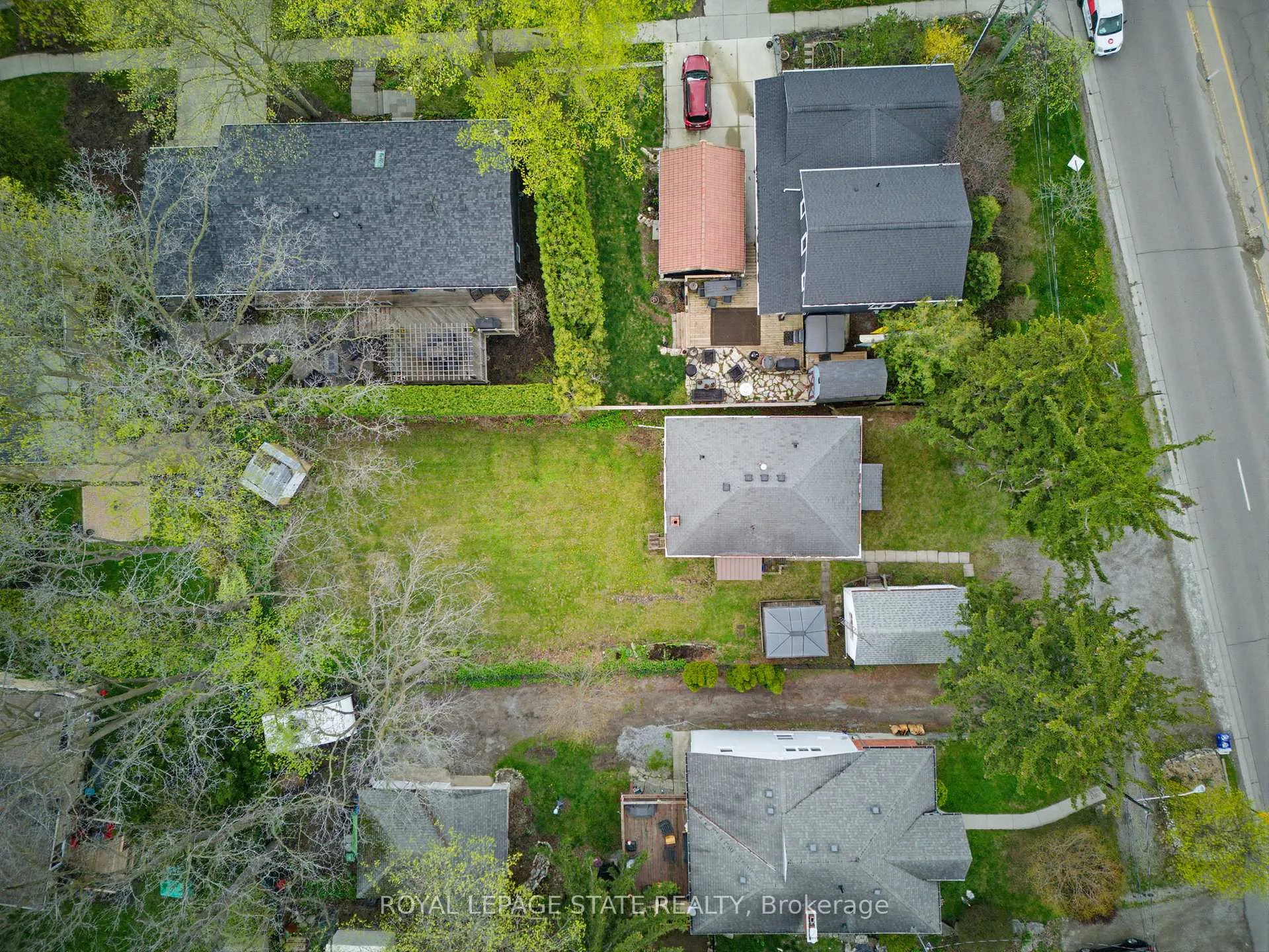 Photo 38 of 111 Sydenham Street, Hamilton, Dundas — HOMEH
