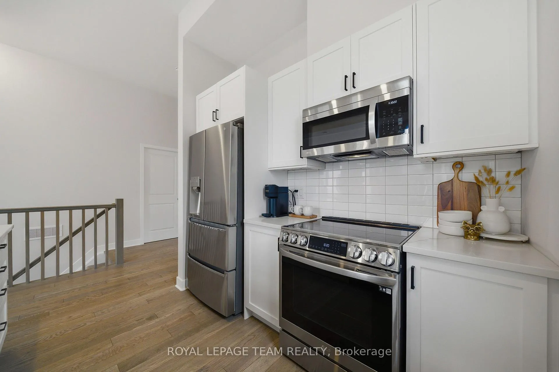 Photo 7 of 519 Crescendo Private, Ottawa, Riverside South/Gloucester Glen — HOMEH