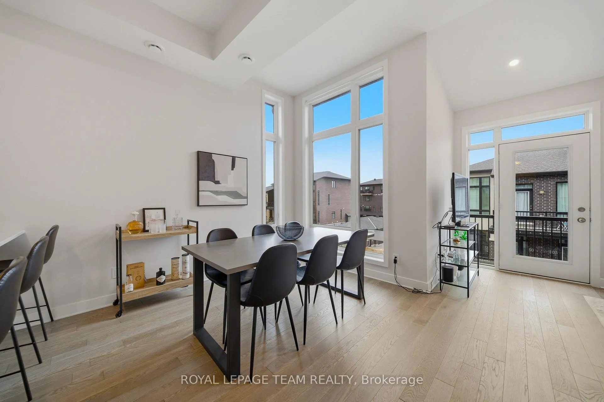 Photo 9 of 519 Crescendo Private, Ottawa, Riverside South/Gloucester Glen — HOMEH