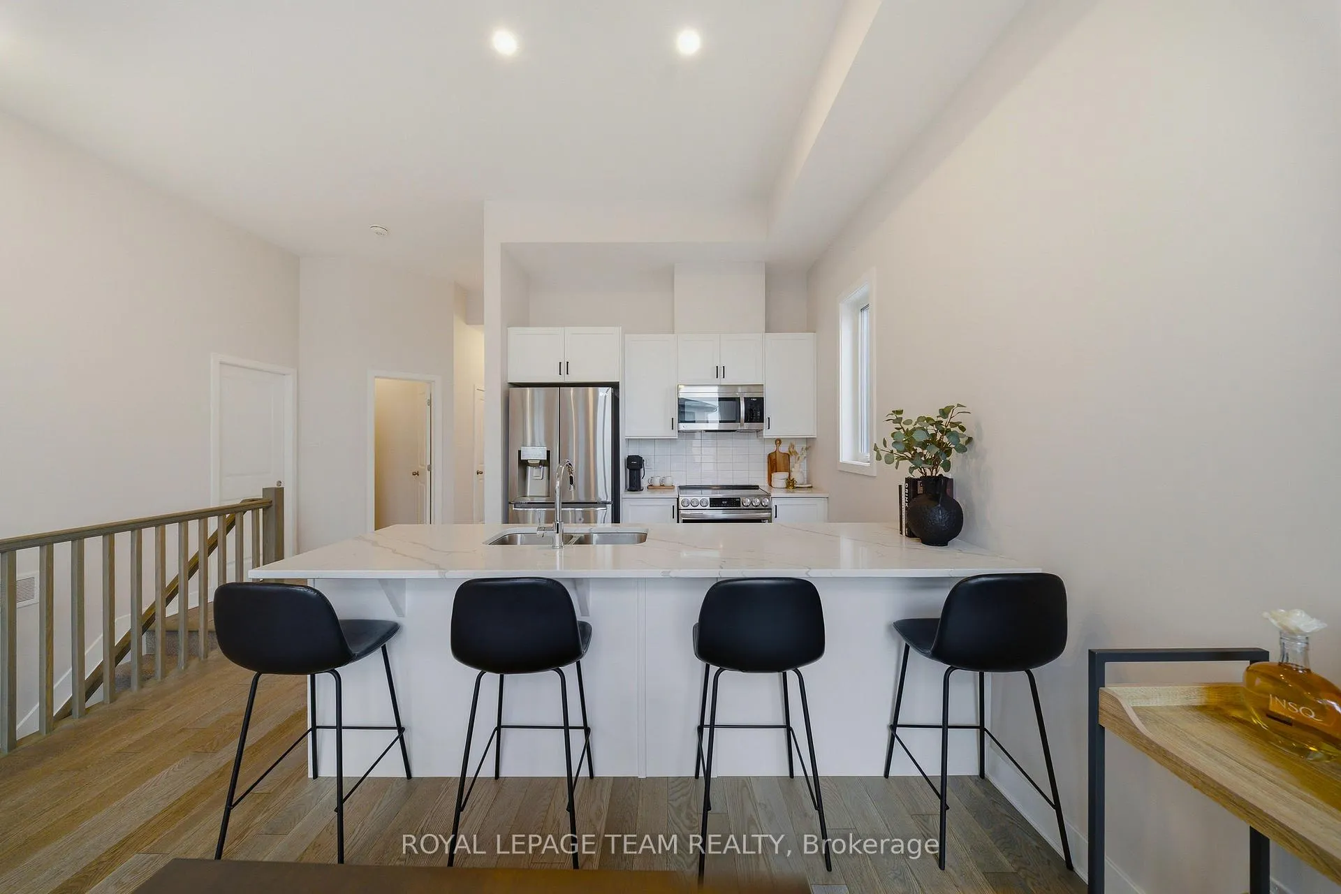 Photo 13 of 519 Crescendo Private, Ottawa, Riverside South/Gloucester Glen — HOMEH