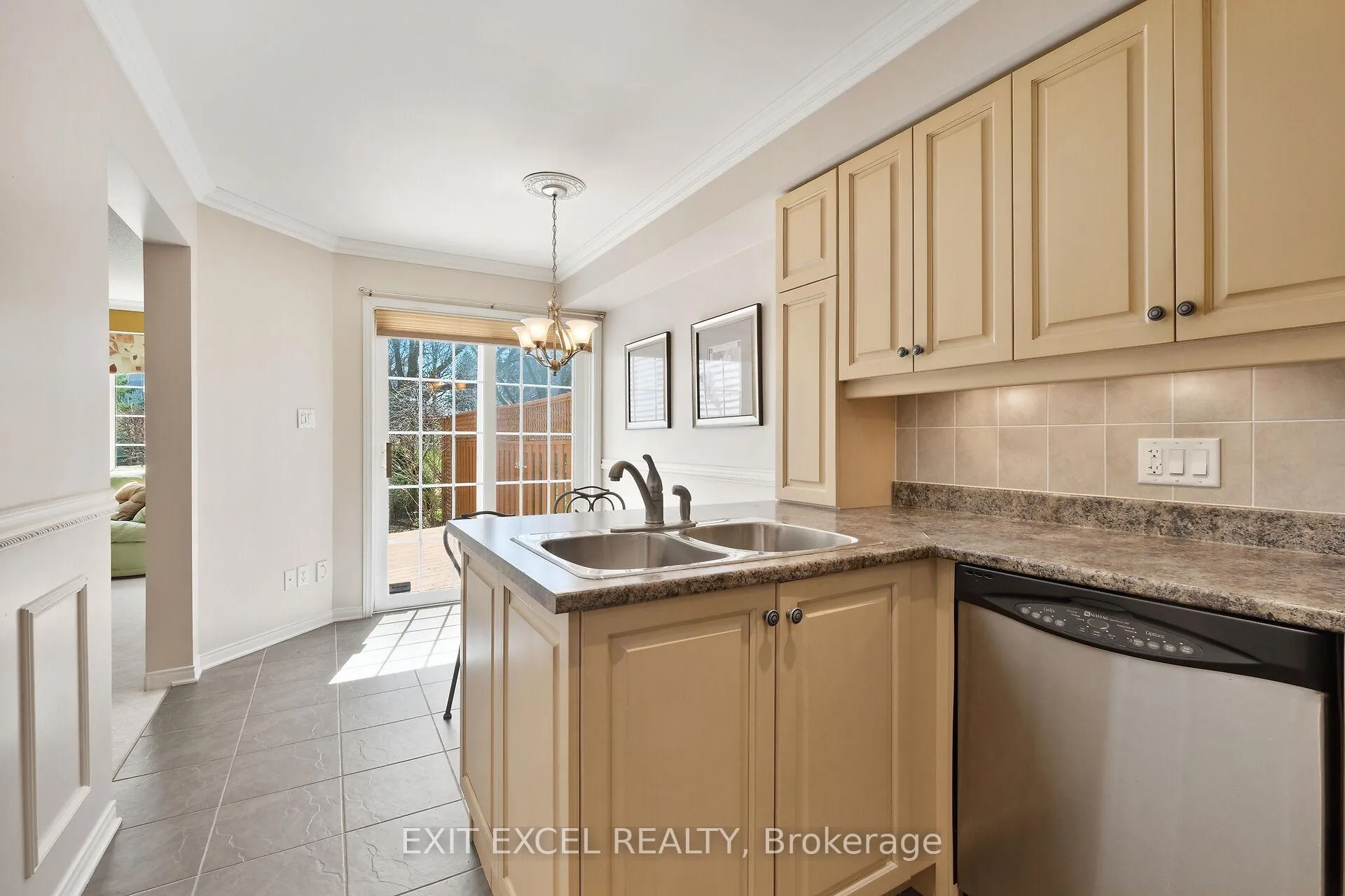 Photo 18 of 67 Hawktree, Ottawa, Barrhaven - Stonebridge — HOMEH