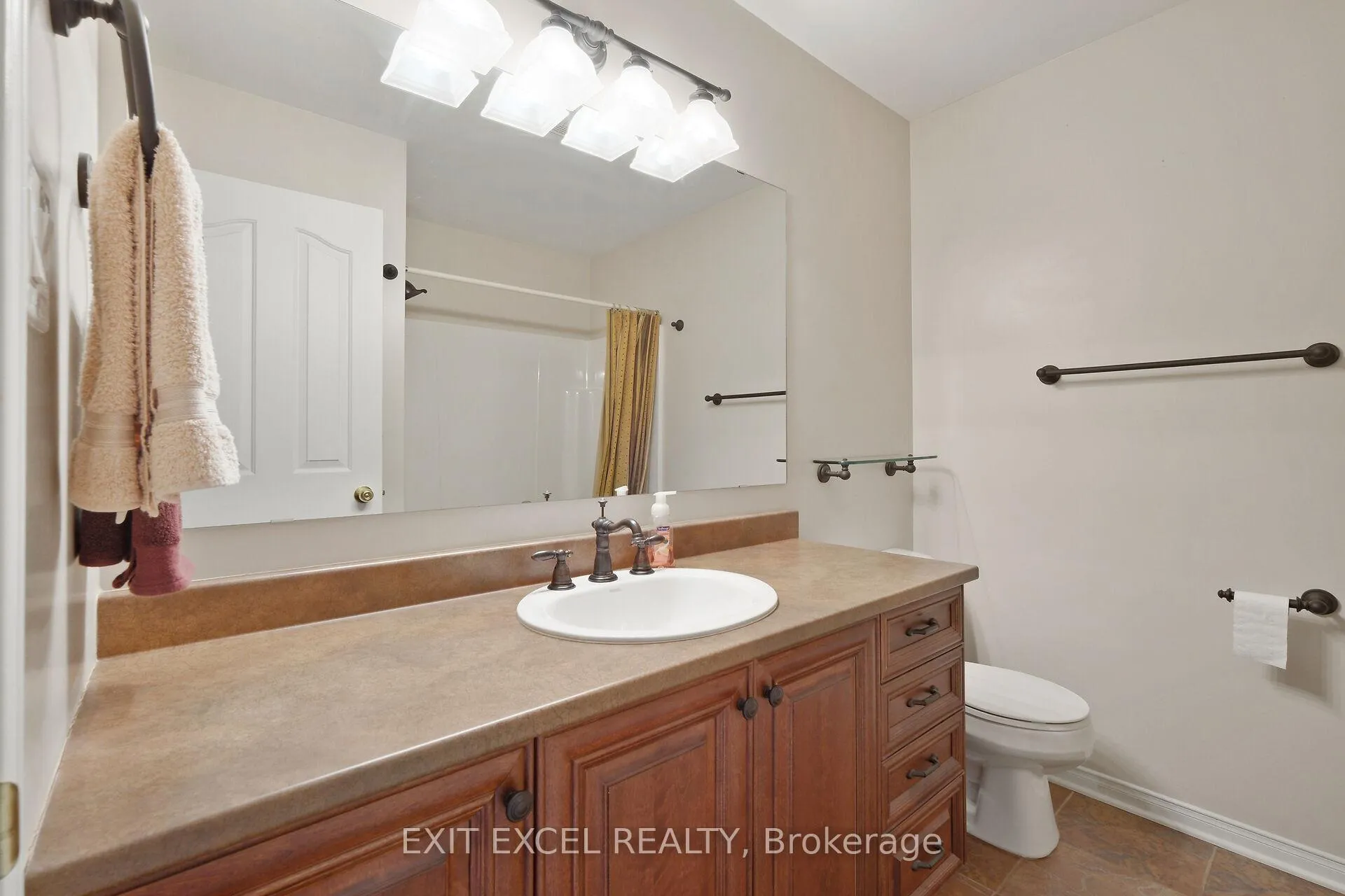 Photo 27 of 67 Hawktree, Ottawa, Barrhaven - Stonebridge — HOMEH