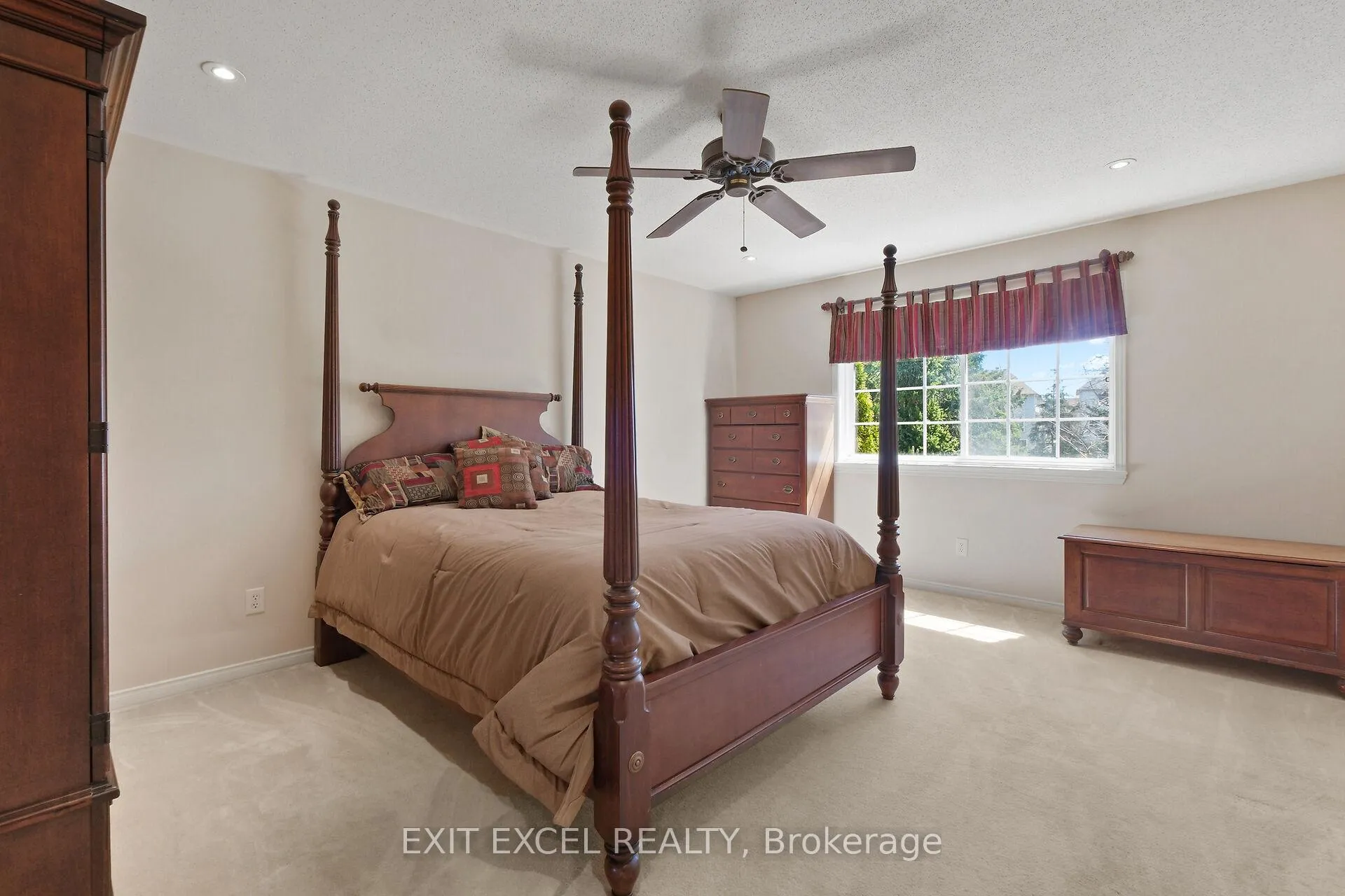 Photo 29 of 67 Hawktree, Ottawa, Barrhaven - Stonebridge — HOMEH