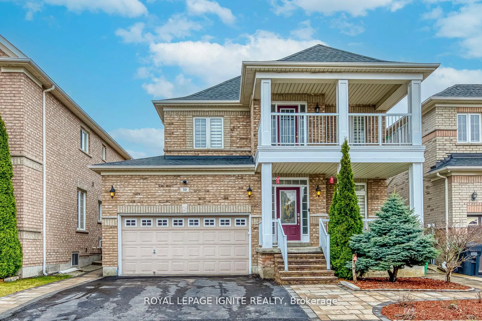 Photo 3 of 30 Streamline Drive, Brampton, Madoc — HOMEH