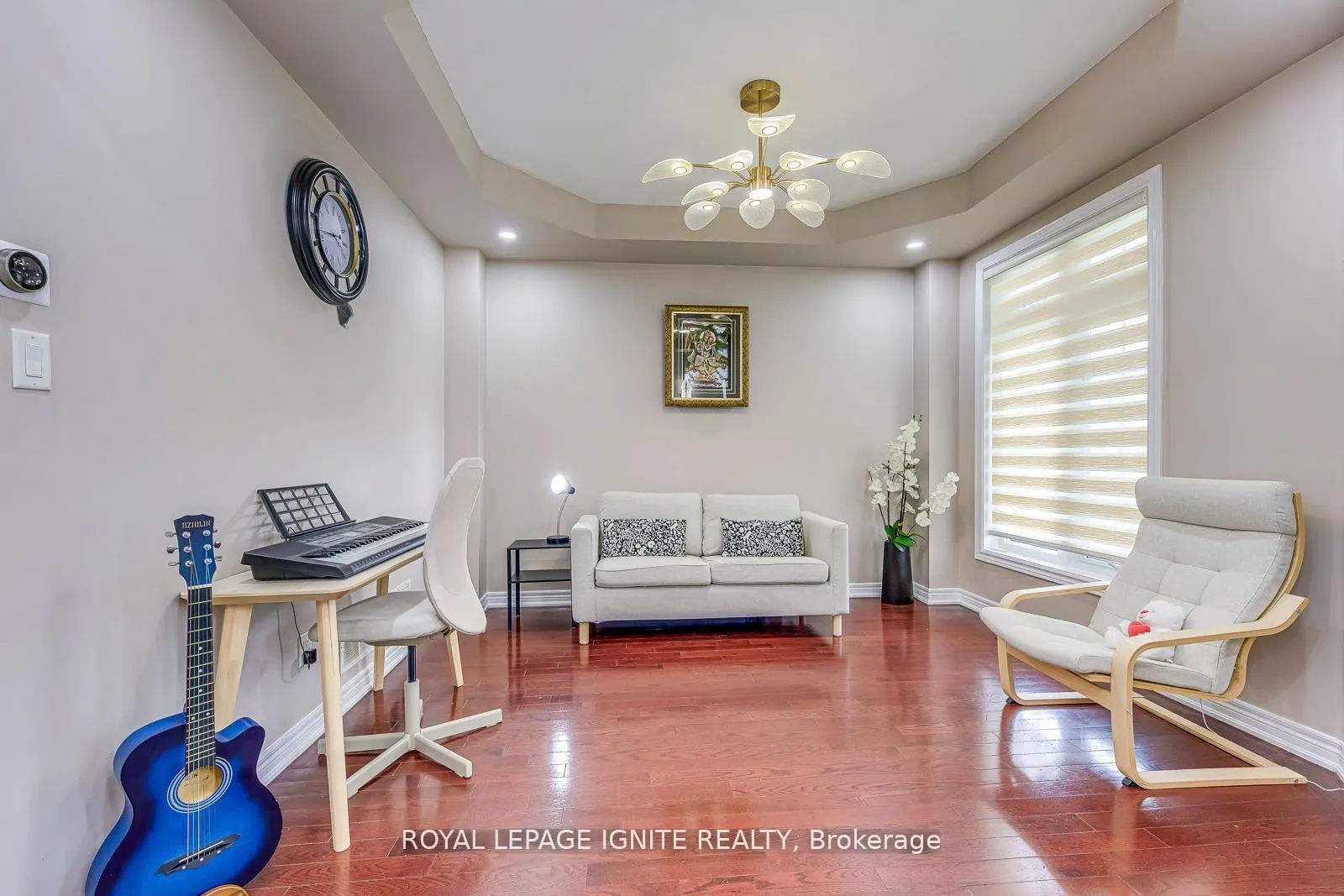 Photo 7 of 30 Streamline Drive, Brampton, Madoc — HOMEH