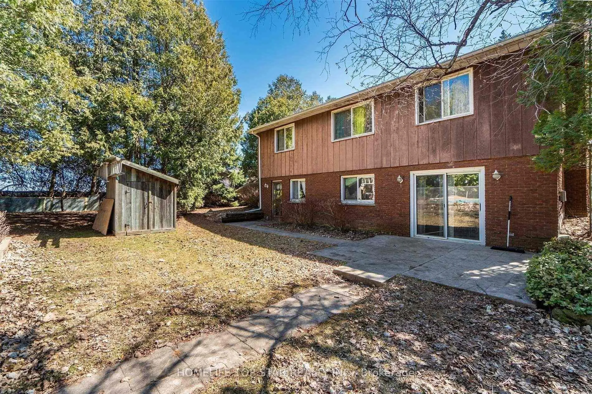 Photo 4 of 8733 Heritage Road, Brampton, Brampton West — HOMEH
