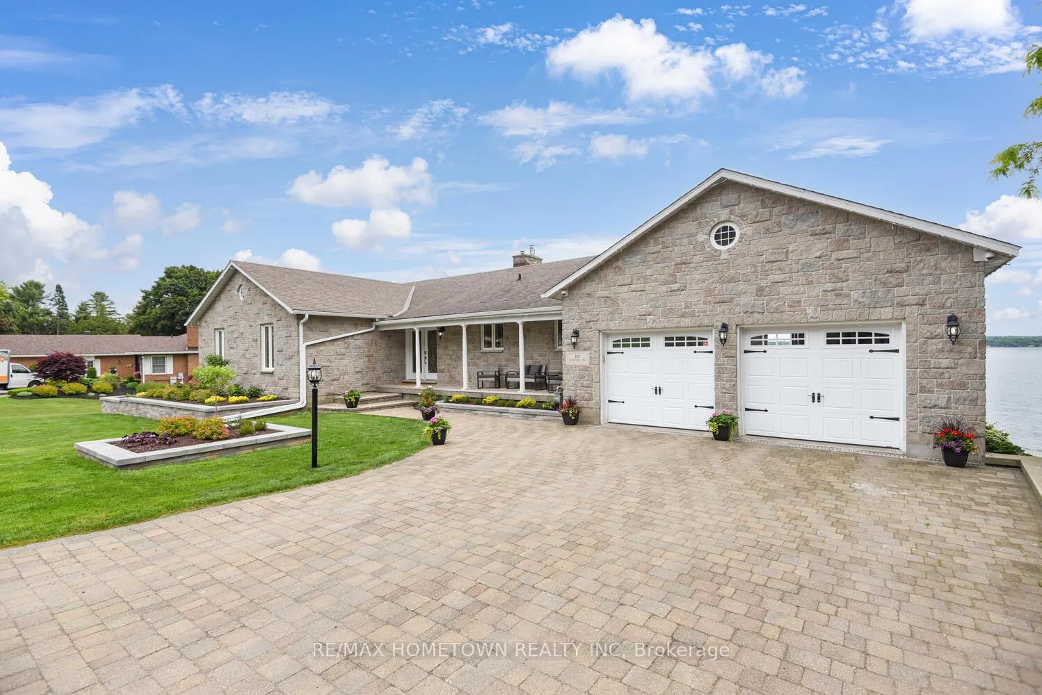 Photo 5 of 1111 Burnside Drive, Augusta, Augusta Twp — HOMEH