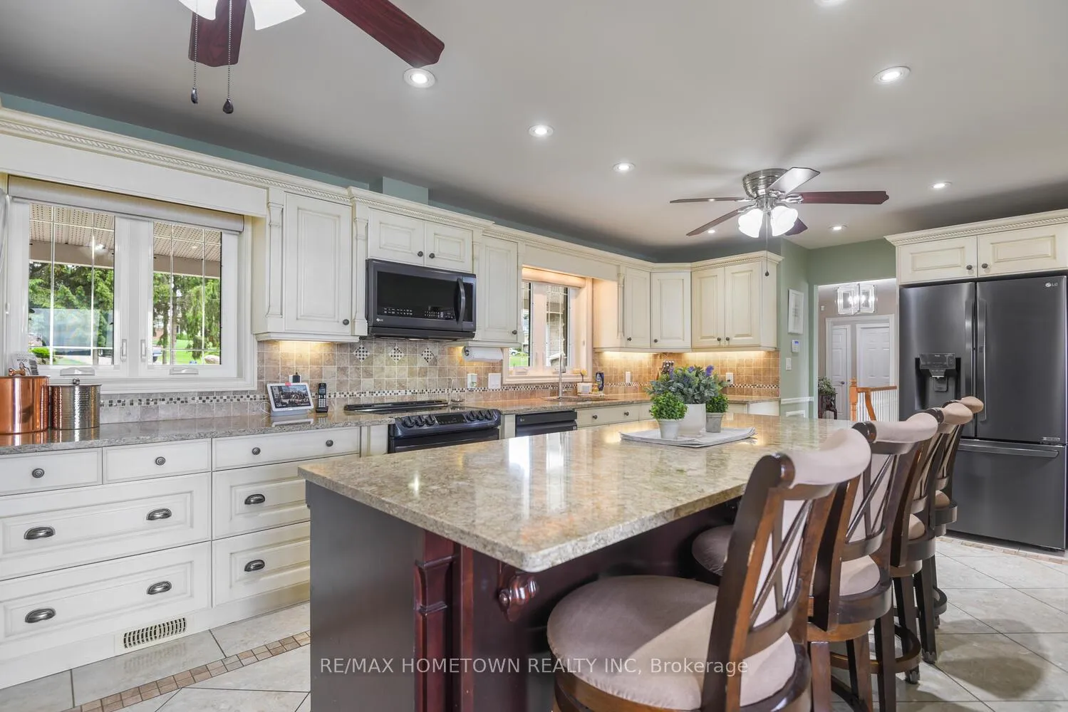Photo 15 of 1111 Burnside Drive, Augusta, Augusta Twp — HOMEH