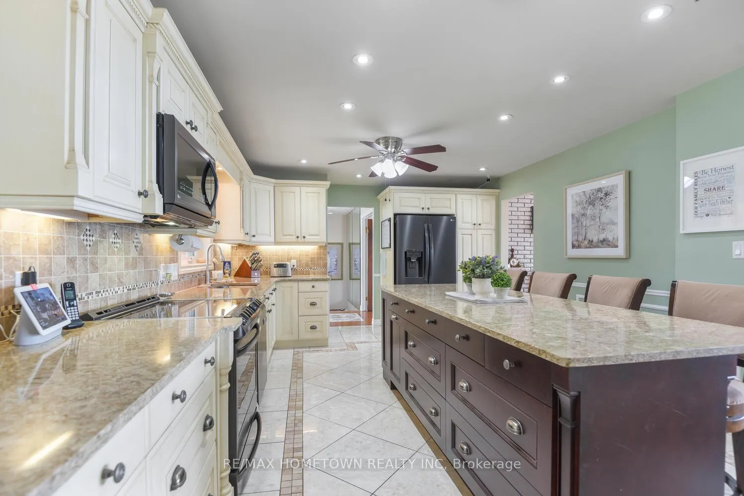 Photo 16 of 1111 Burnside Drive, Augusta, Augusta Twp — HOMEH