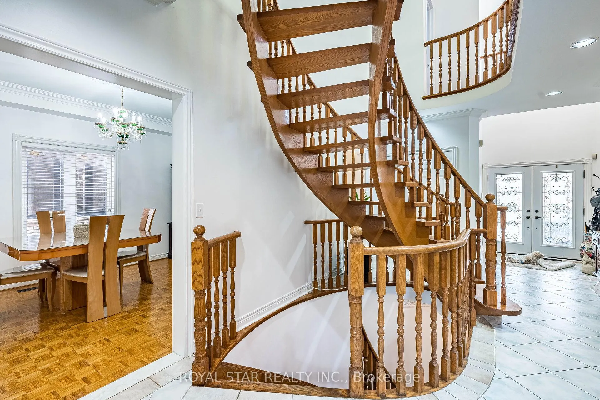 Photo 37 of 40 Oakdale Road, Vaughan, Maple — HOMEH