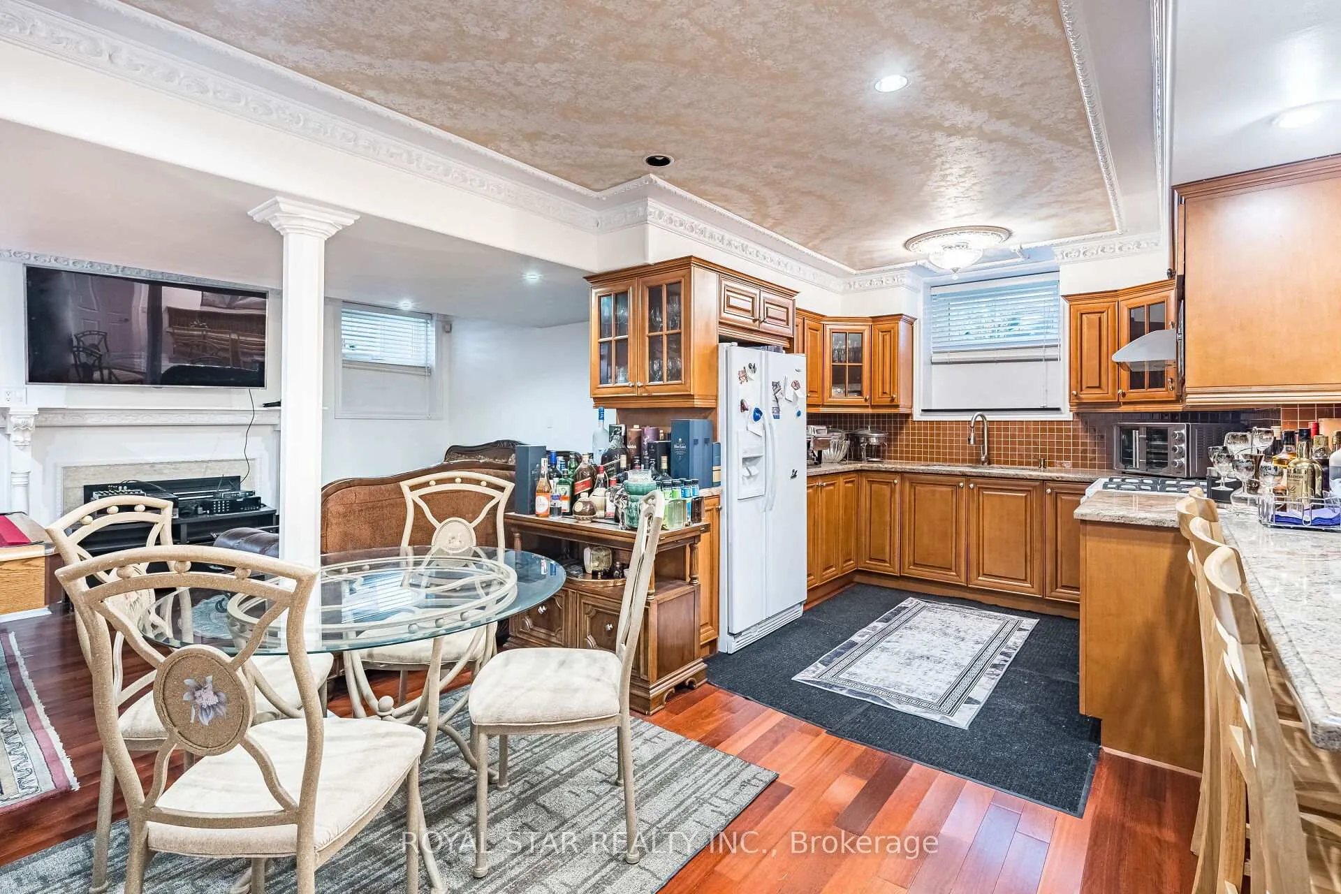 Photo 41 of 40 Oakdale Road, Vaughan, Maple — HOMEH