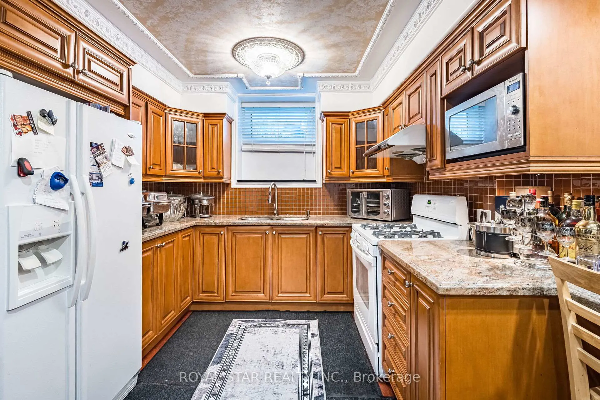 Photo 42 of 40 Oakdale Road, Vaughan, Maple — HOMEH