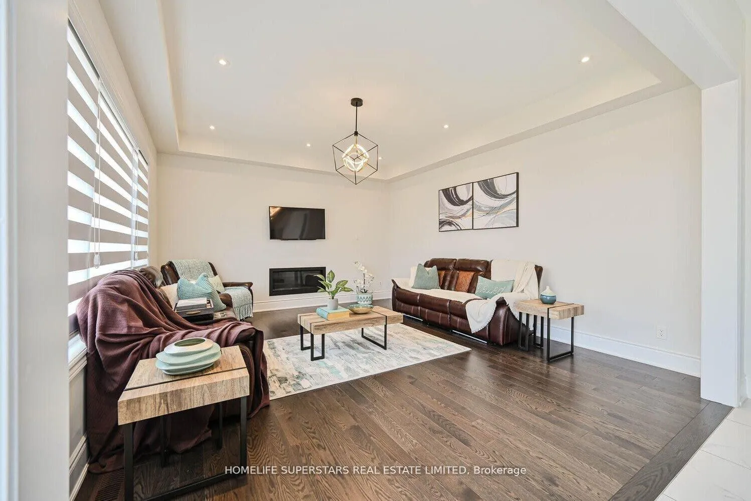 Photo 8 of 56 Arthur Griffin Crescent, Caledon, Caledon East — HOMEH