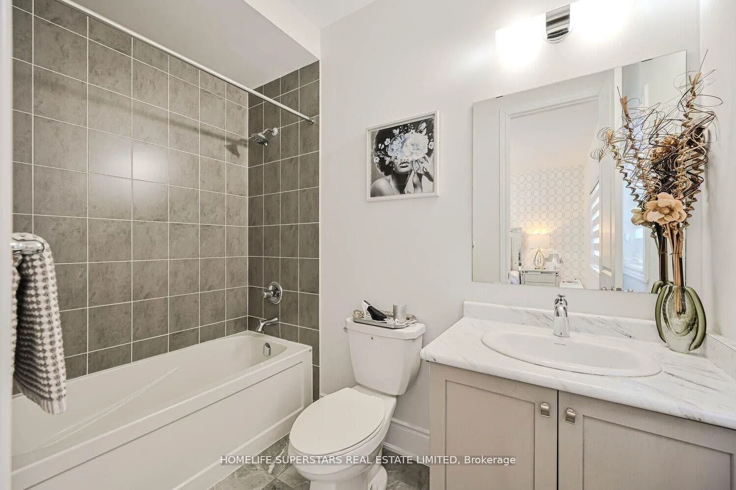 Photo 24 of 56 Arthur Griffin Crescent, Caledon, Caledon East — HOMEH