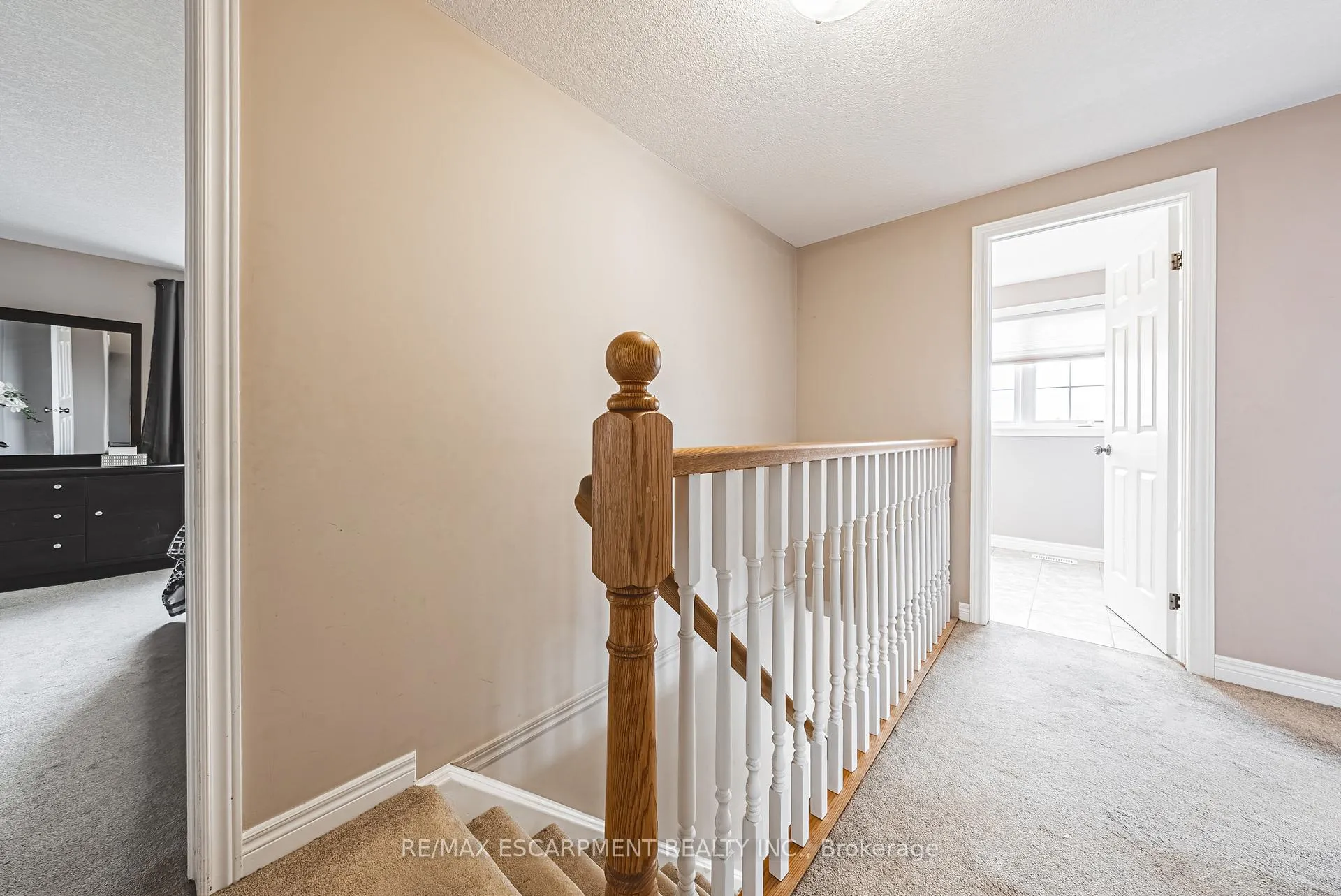 Photo 14 of Unit 1, 361 Arkell Road, Guelph, Pineridge/Westminster Woods — HOMEH