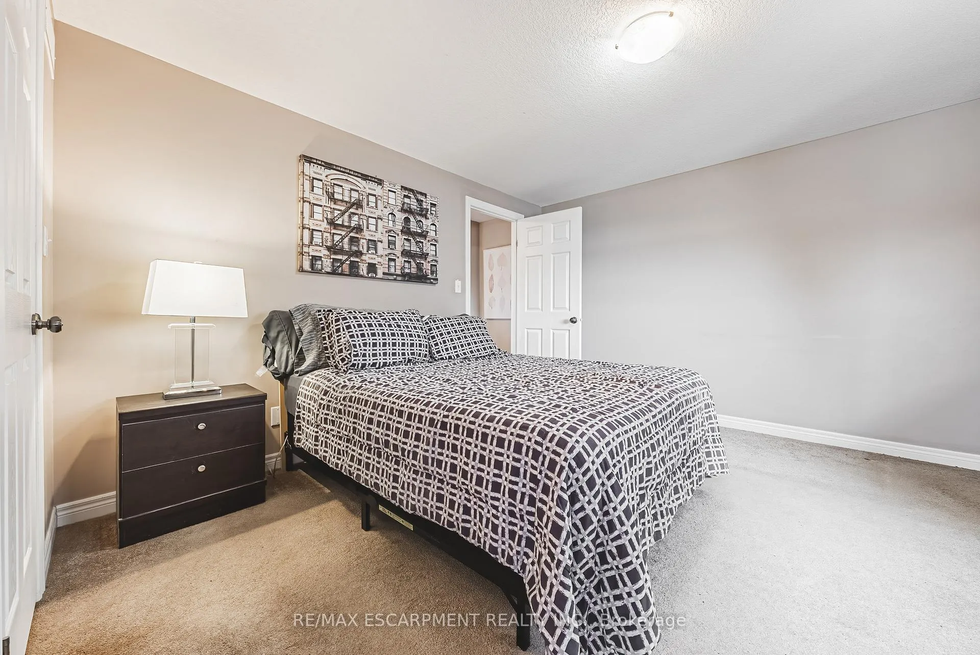 Photo 18 of Unit 1, 361 Arkell Road, Guelph, Pineridge/Westminster Woods — HOMEH