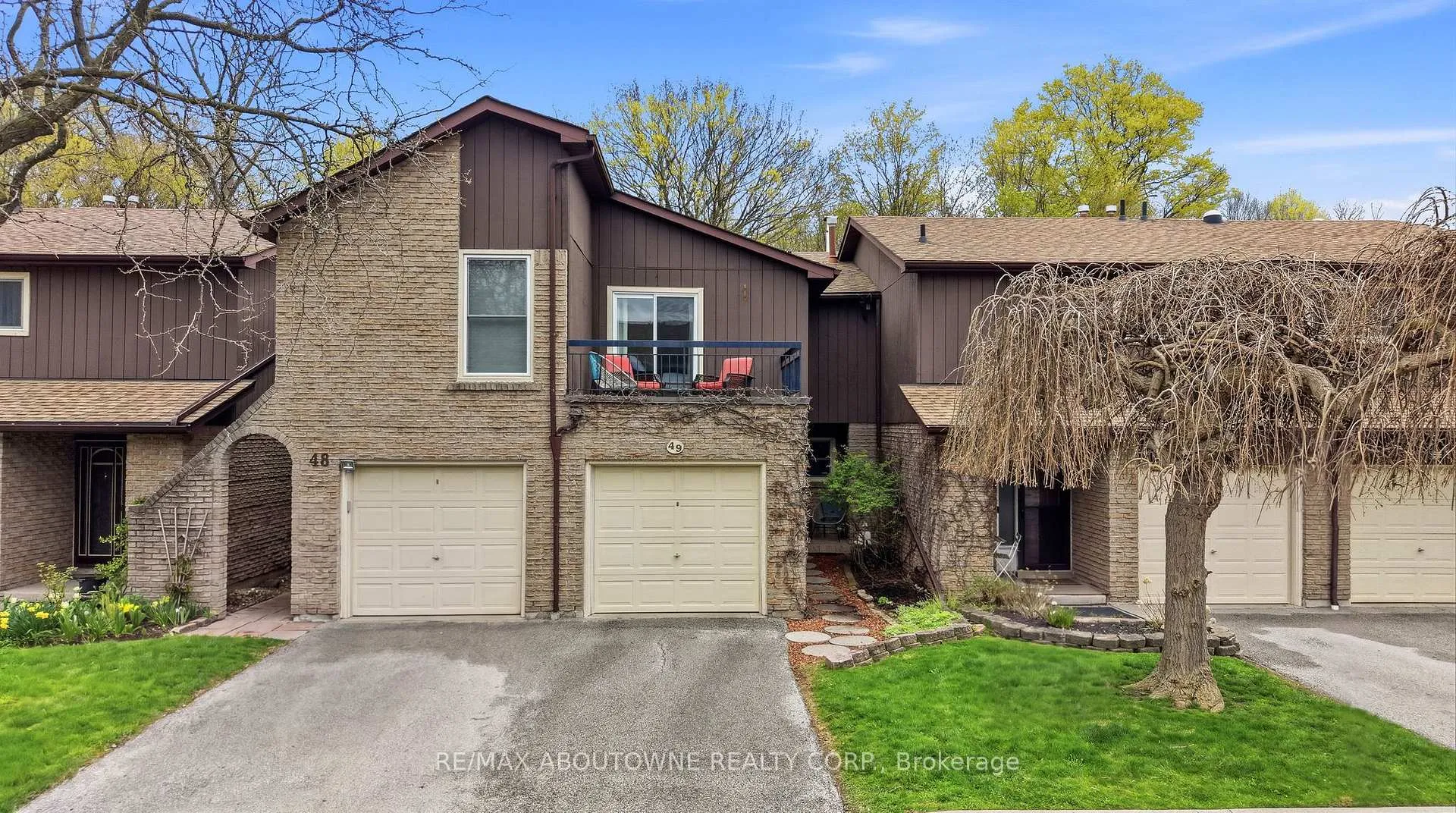 Photo 1 of Unit 49, 2301 Cavendish Drive, Burlington, Brant Hills — HOMEH