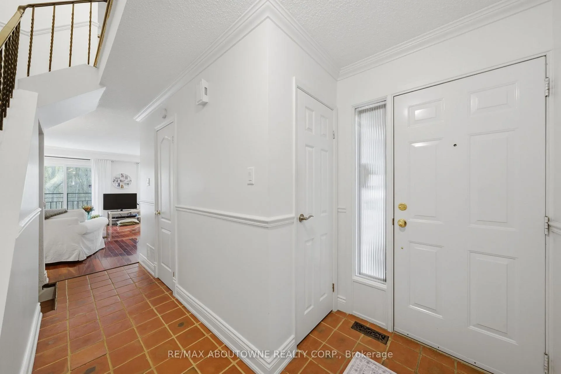 Photo 6 of Unit 49, 2301 Cavendish Drive, Burlington, Brant Hills — HOMEH