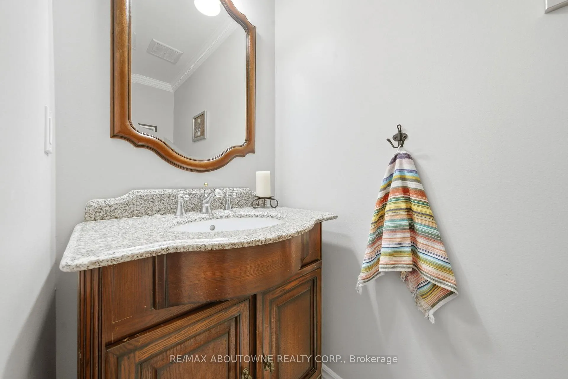 Photo 7 of Unit 49, 2301 Cavendish Drive, Burlington, Brant Hills — HOMEH