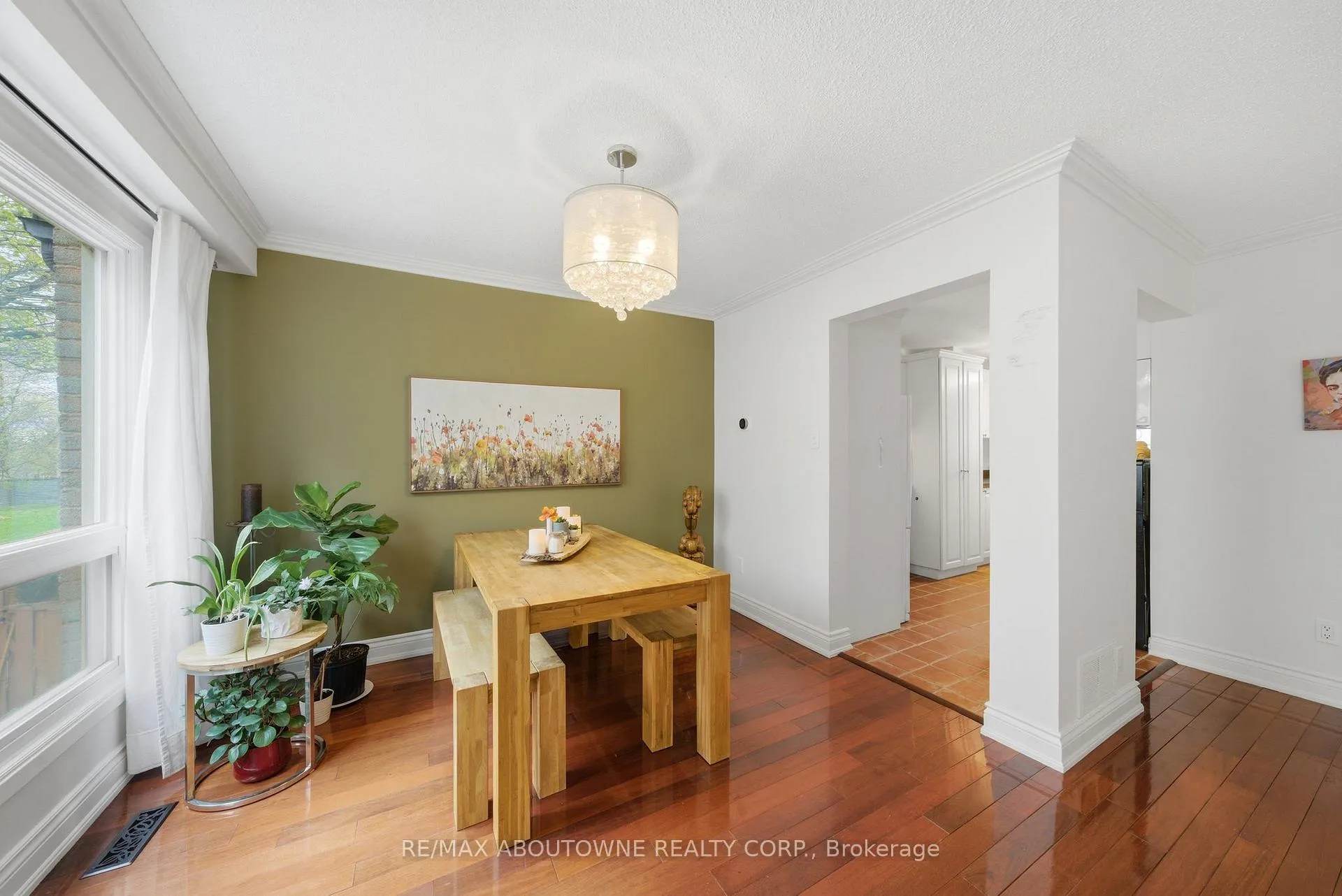Photo 12 of Unit 49, 2301 Cavendish Drive, Burlington, Brant Hills — HOMEH