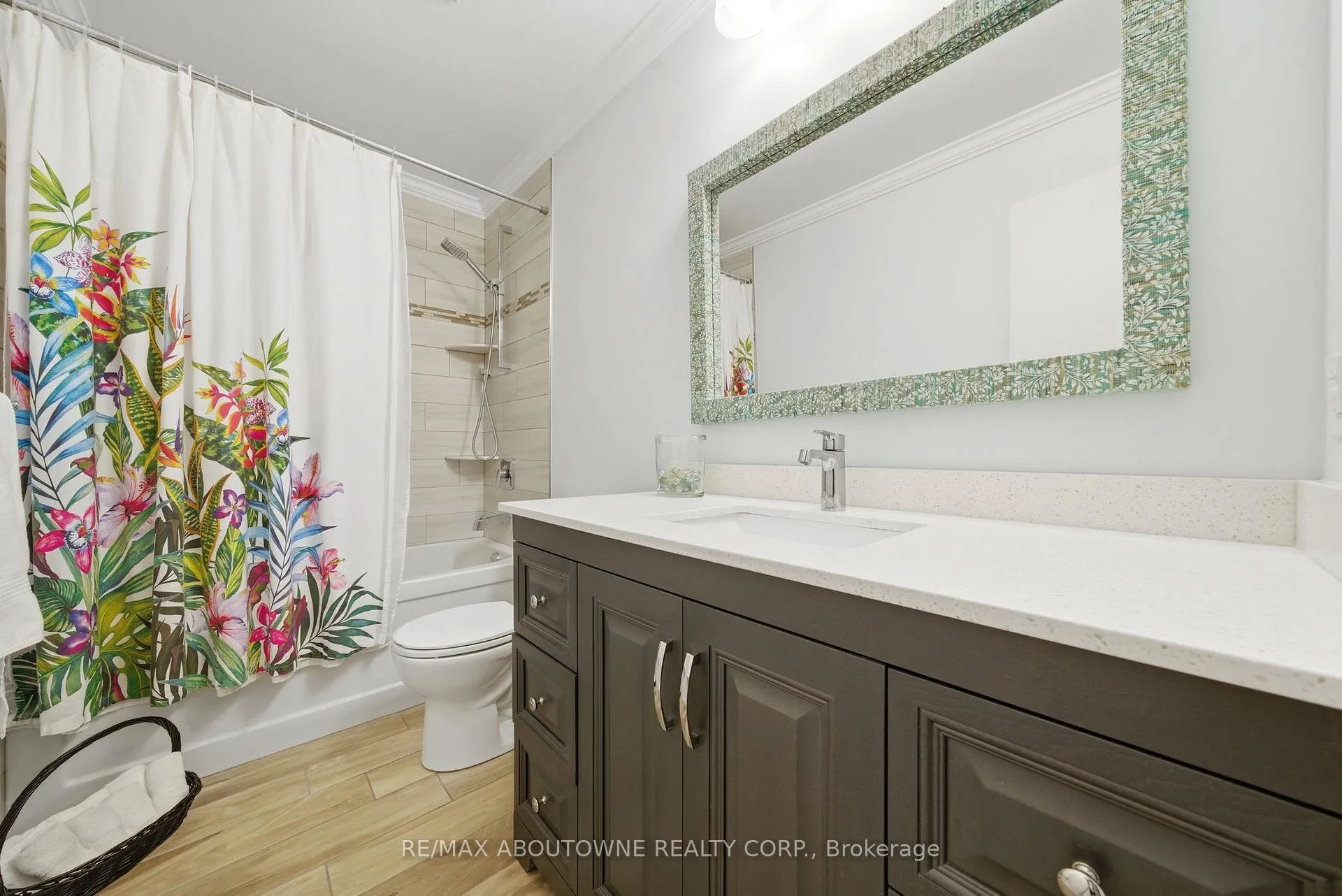 Photo 25 of Unit 49, 2301 Cavendish Drive, Burlington, Brant Hills — HOMEH