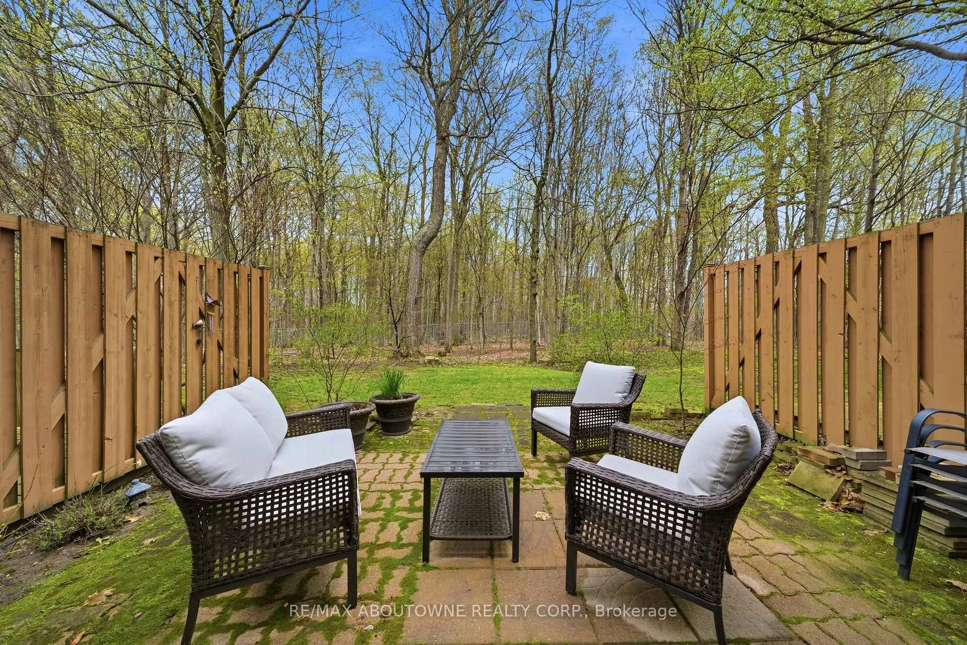 Photo 34 of Unit 49, 2301 Cavendish Drive, Burlington, Brant Hills — HOMEH