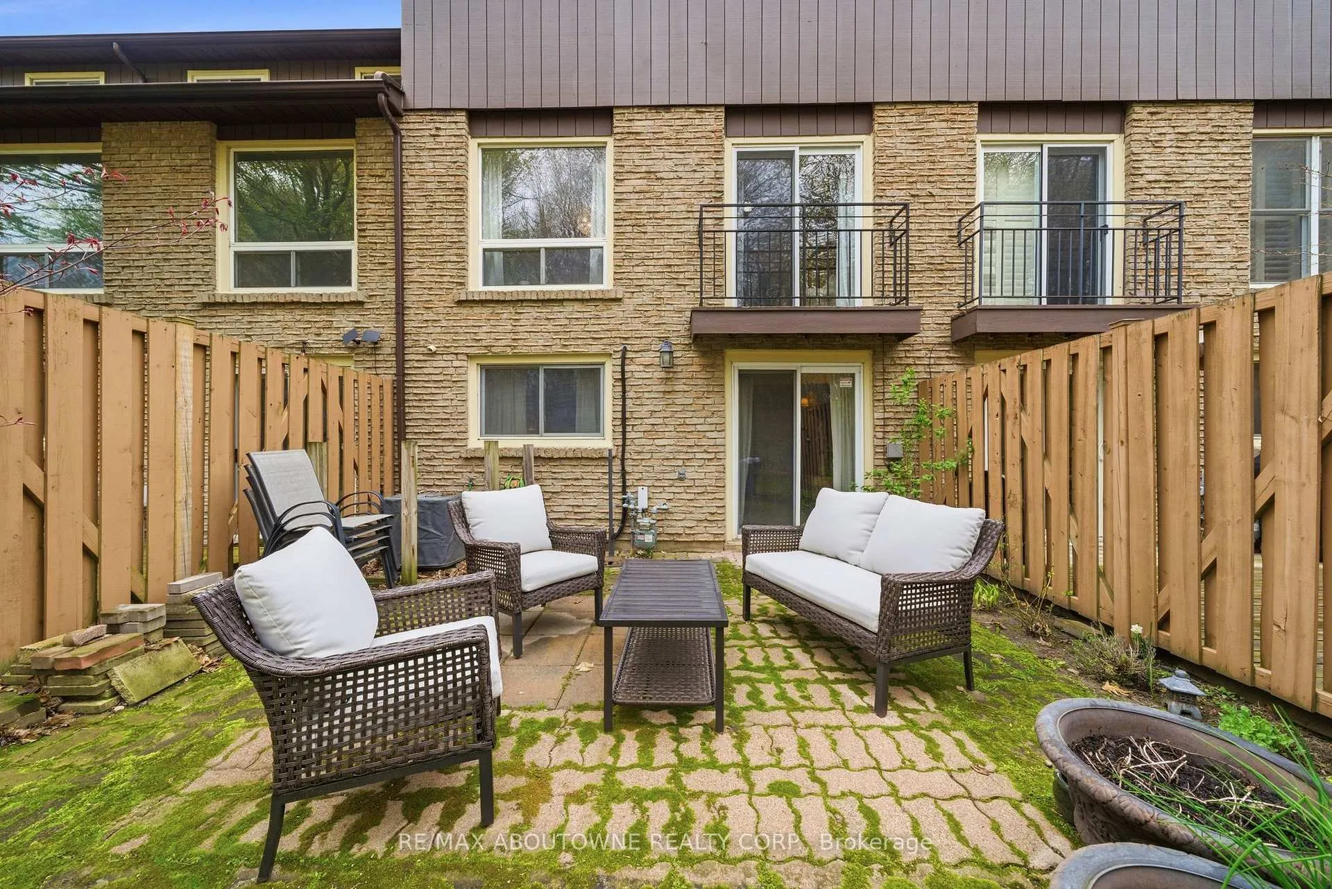 Photo 35 of Unit 49, 2301 Cavendish Drive, Burlington, Brant Hills — HOMEH