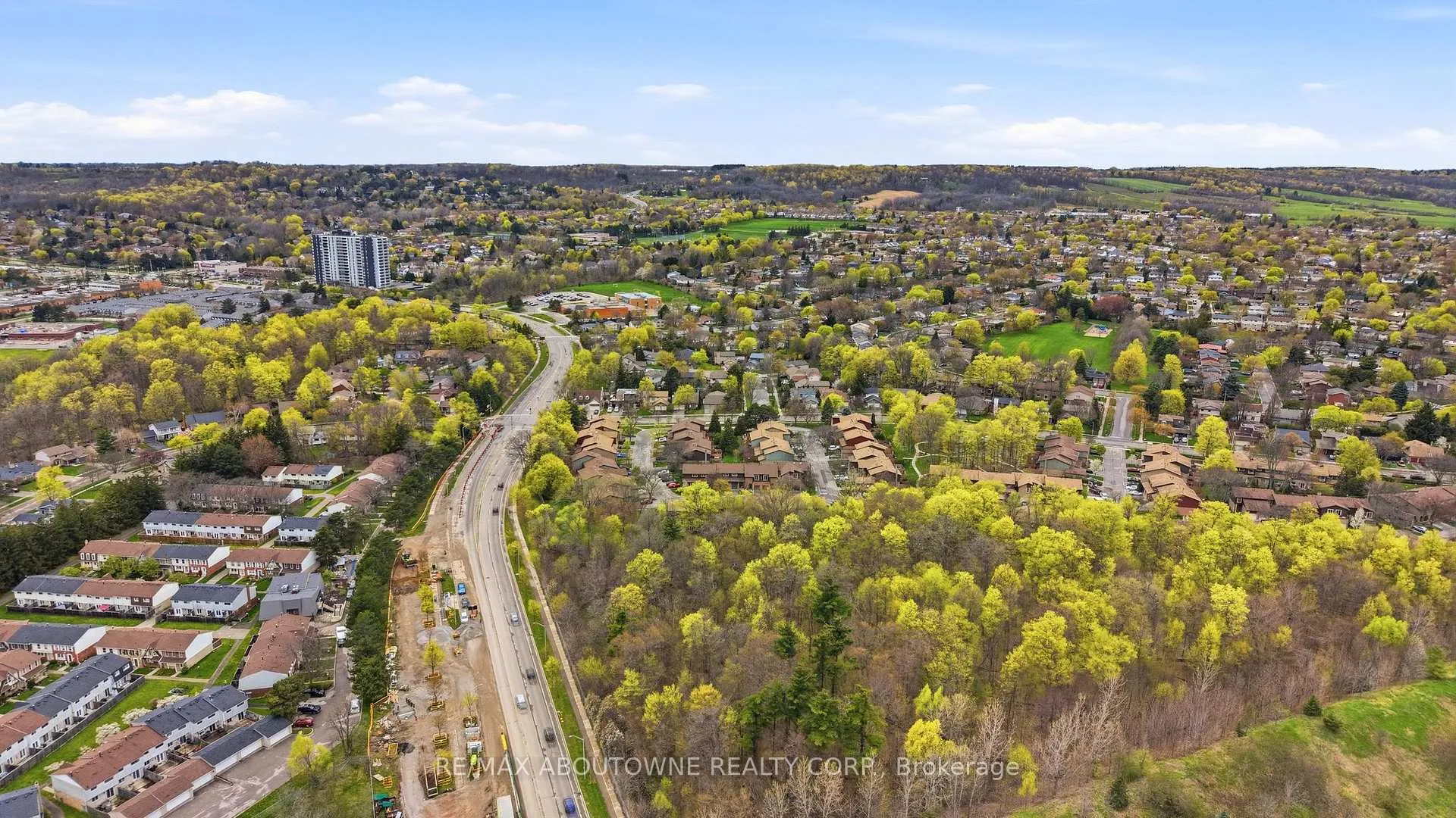 Photo 44 of Unit 49, 2301 Cavendish Drive, Burlington, Brant Hills — HOMEH