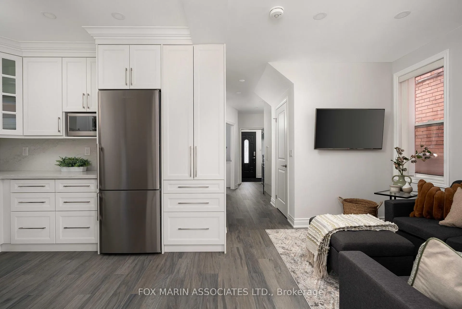Photo 10 of 8 Springhurst Avenue, Toronto, South Parkdale — HOMEH