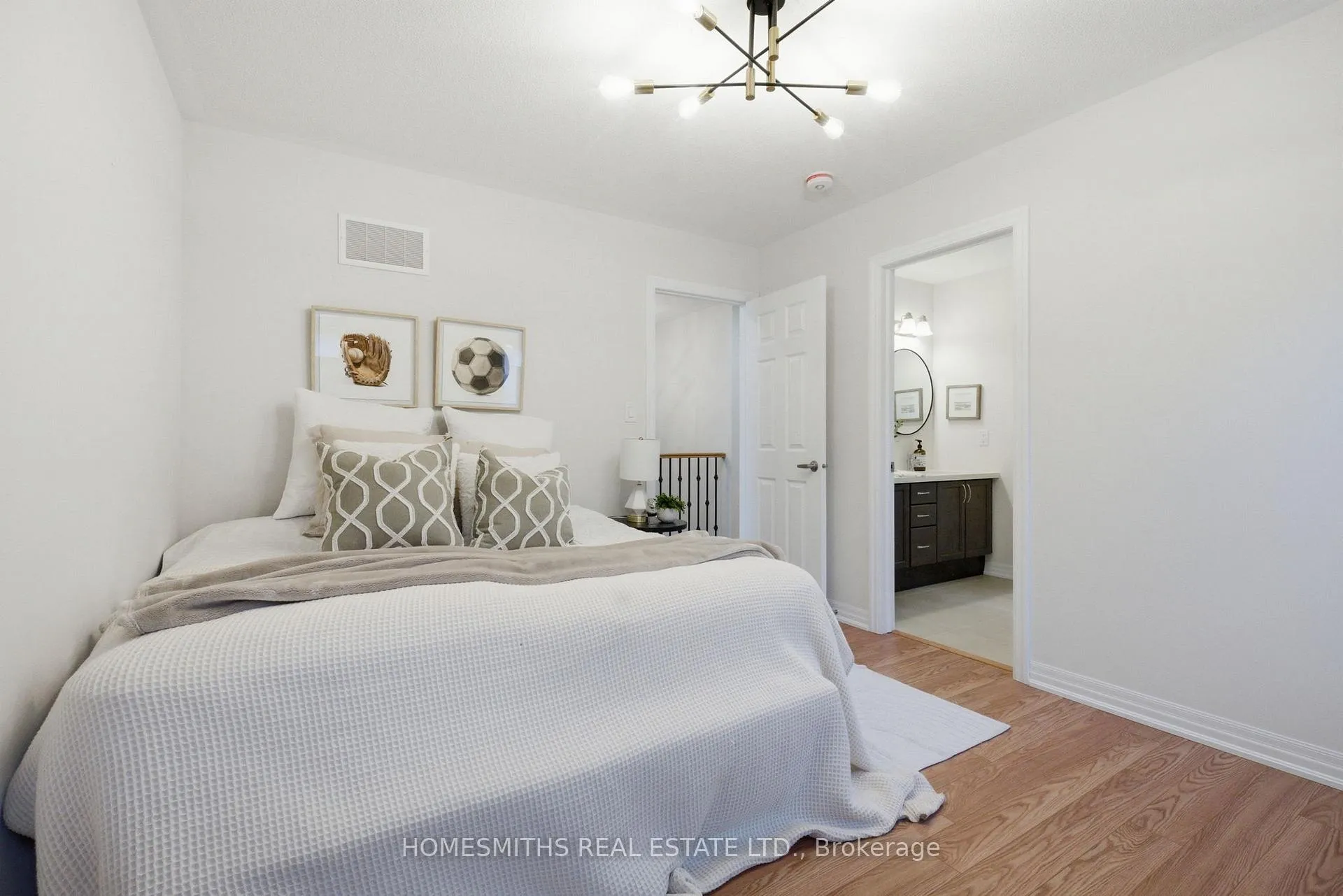 Photo 31 of 11 Northrop Avenue, Clarington, Newcastle — HOMEH