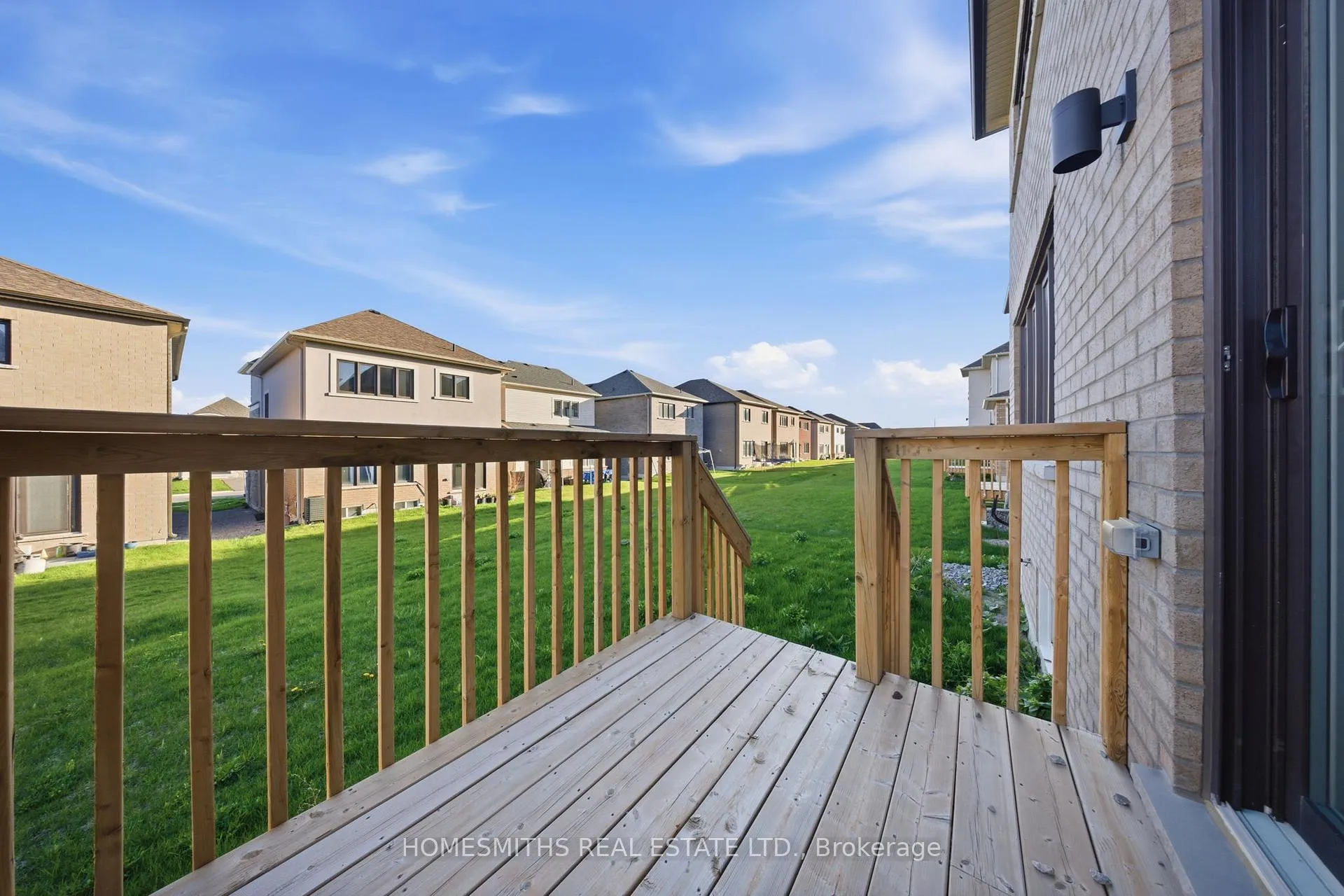 Photo 44 of 11 Northrop Avenue, Clarington, Newcastle — HOMEH