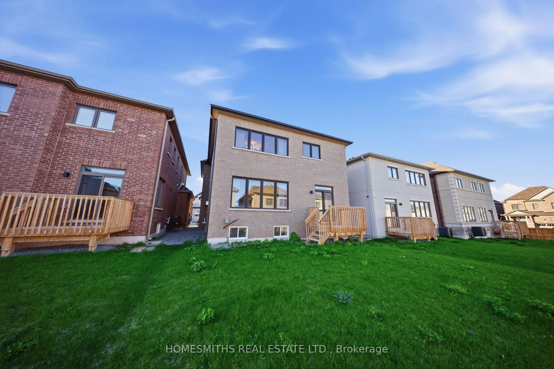 Photo 46 of 11 Northrop Avenue, Clarington, Newcastle — HOMEH