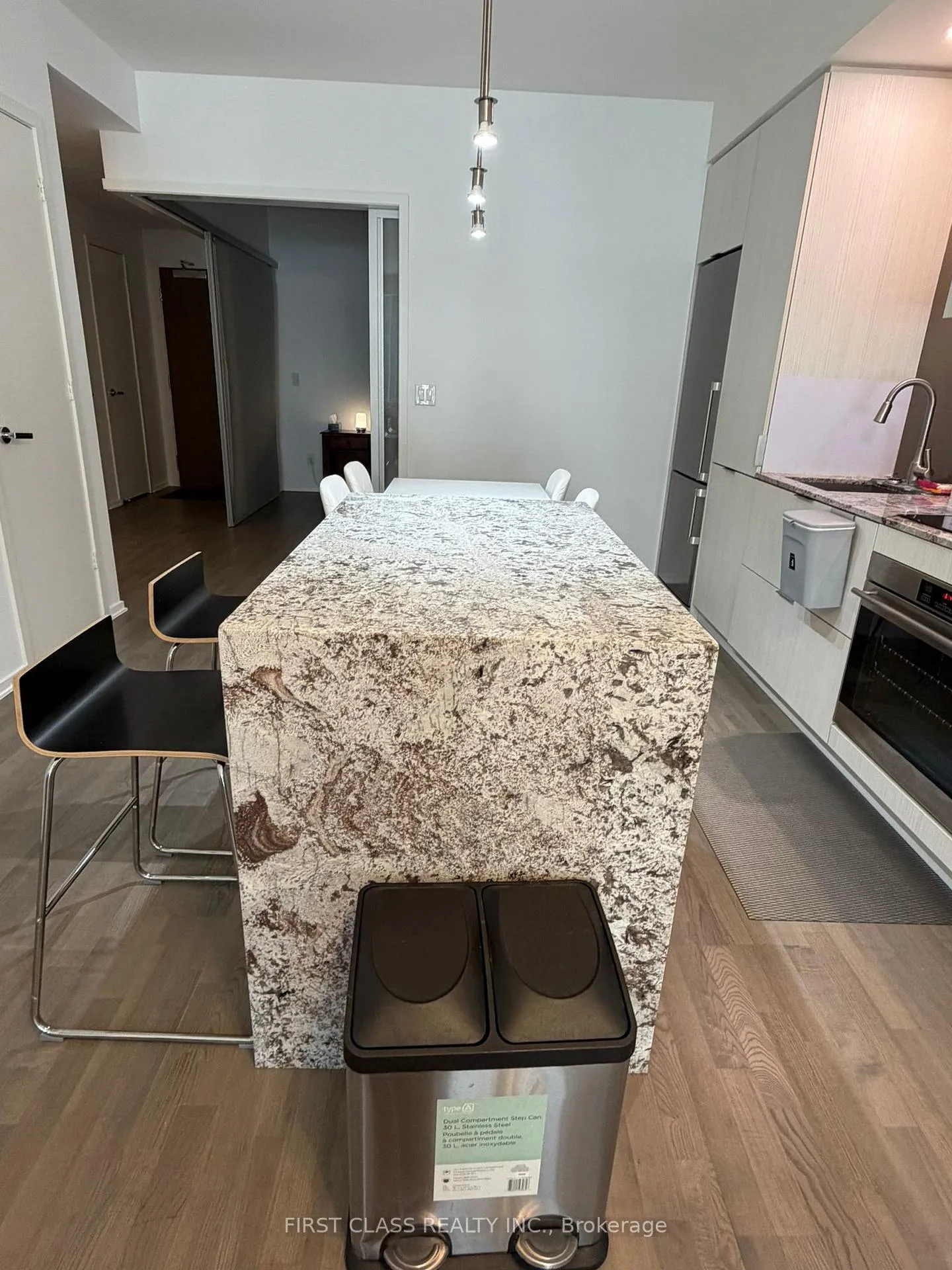 Photo 8 of Unit 317, 1 Bloor Street, Toronto, Church-Yonge Corridor — HOMEH