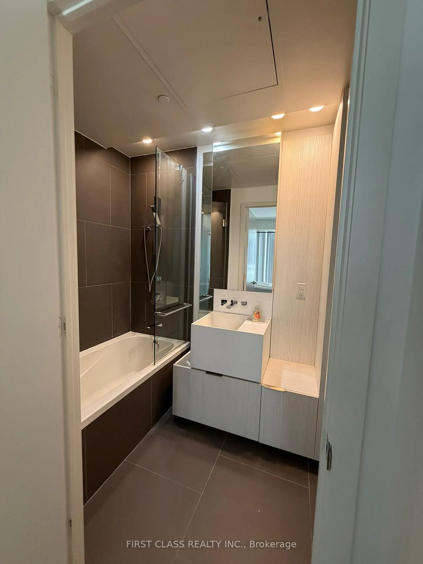 Photo 37 of Unit 317, 1 Bloor Street, Toronto, Church-Yonge Corridor — HOMEH