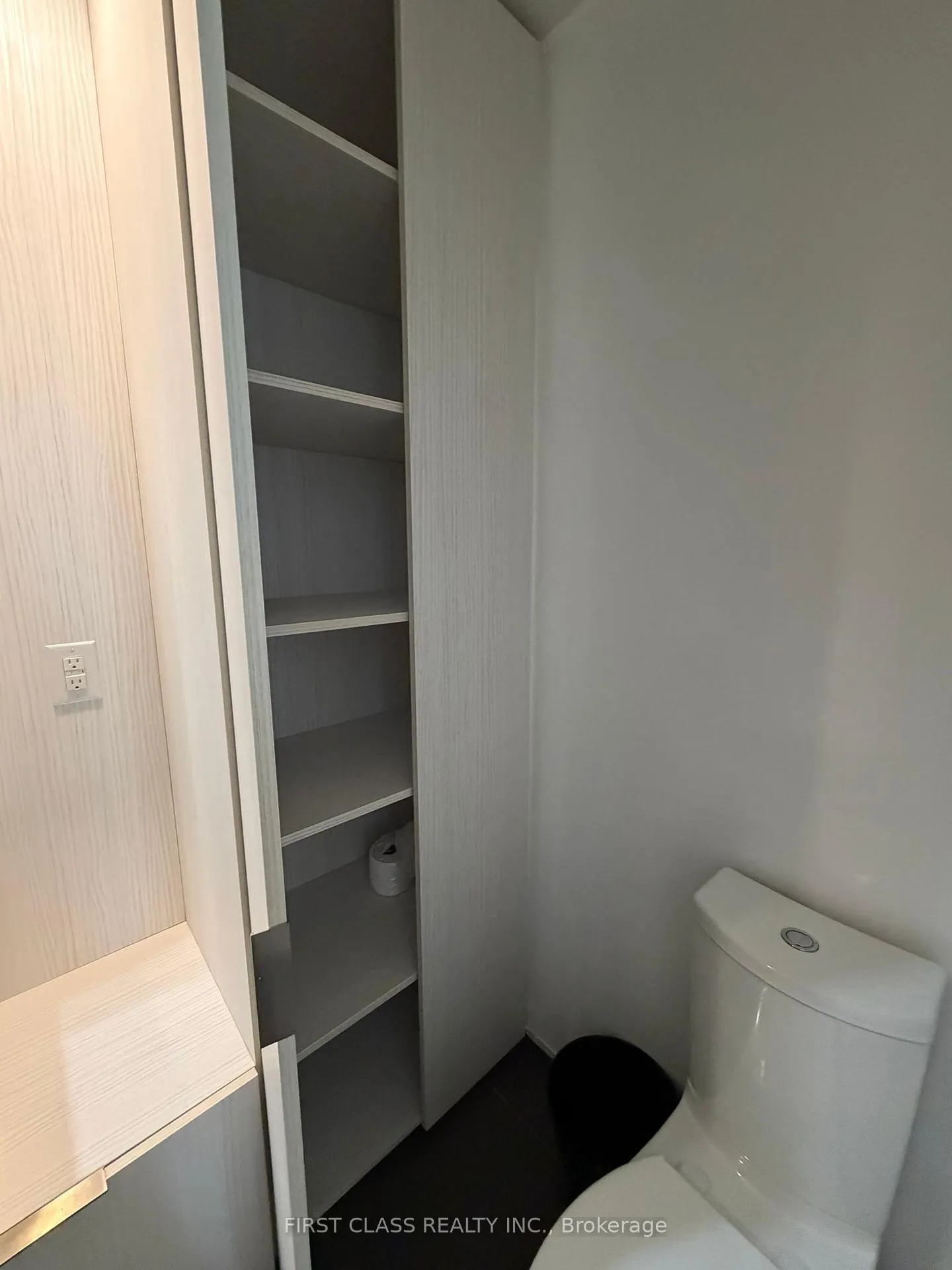 Photo 39 of Unit 317, 1 Bloor Street, Toronto, Church-Yonge Corridor — HOMEH