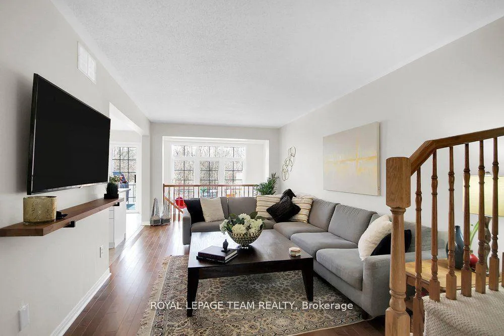 Photo 22 of 19 Fieldberry Private, Ottawa, Barrhaven - Stonebridge — HOMEH