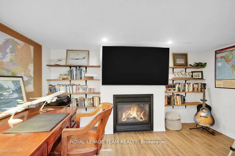 Photo 36 of 19 Fieldberry Private, Ottawa, Barrhaven - Stonebridge — HOMEH