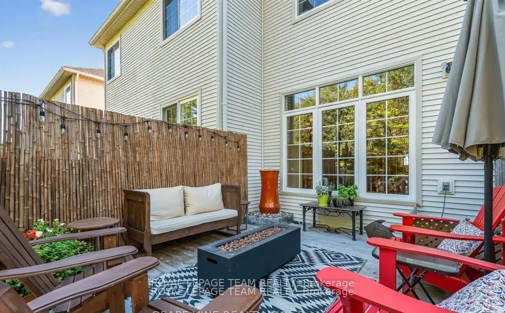 Photo 41 of 19 Fieldberry Private, Ottawa, Barrhaven - Stonebridge — HOMEH