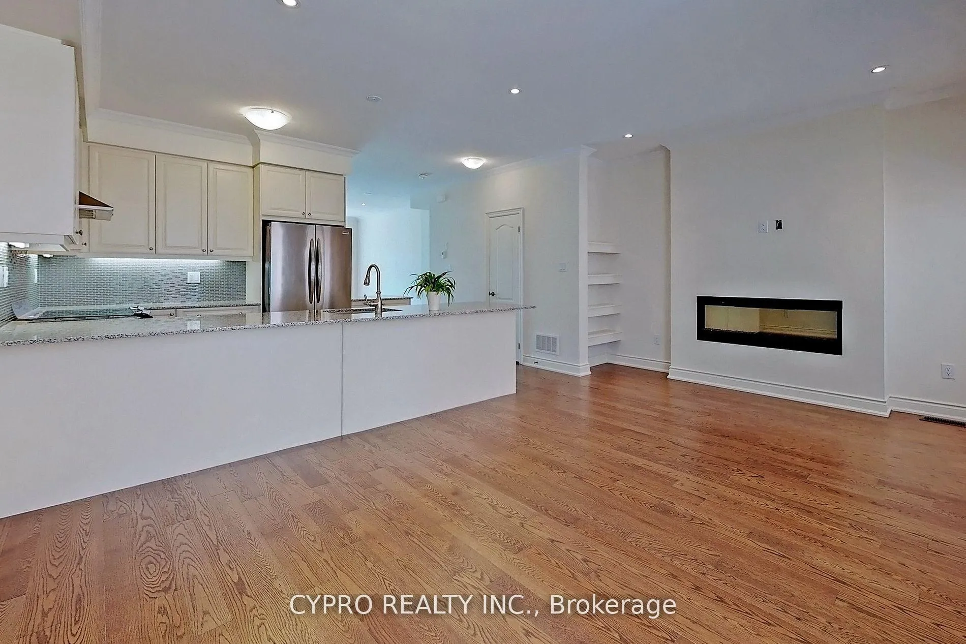 Photo 2 of 78 William Saville Street, Markham, Unionville — HOMEH