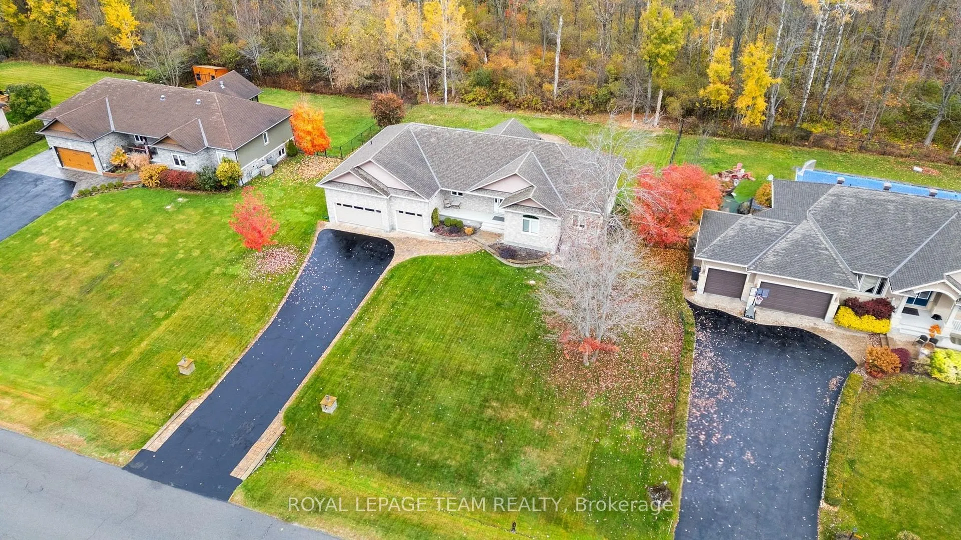 Photo 1 of 6703 Pebble Trail Way, Ottawa, Greely — HOMEH