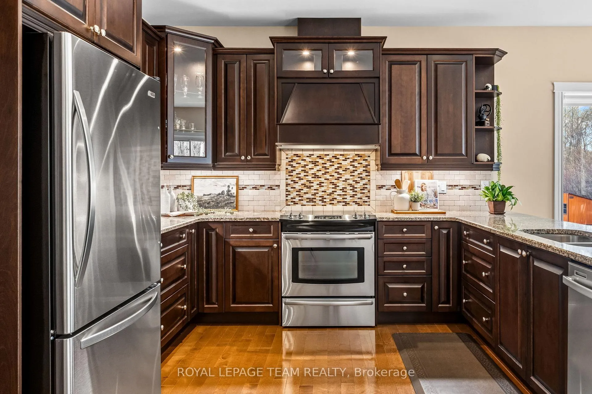 Photo 15 of 6703 Pebble Trail Way, Ottawa, Greely — HOMEH