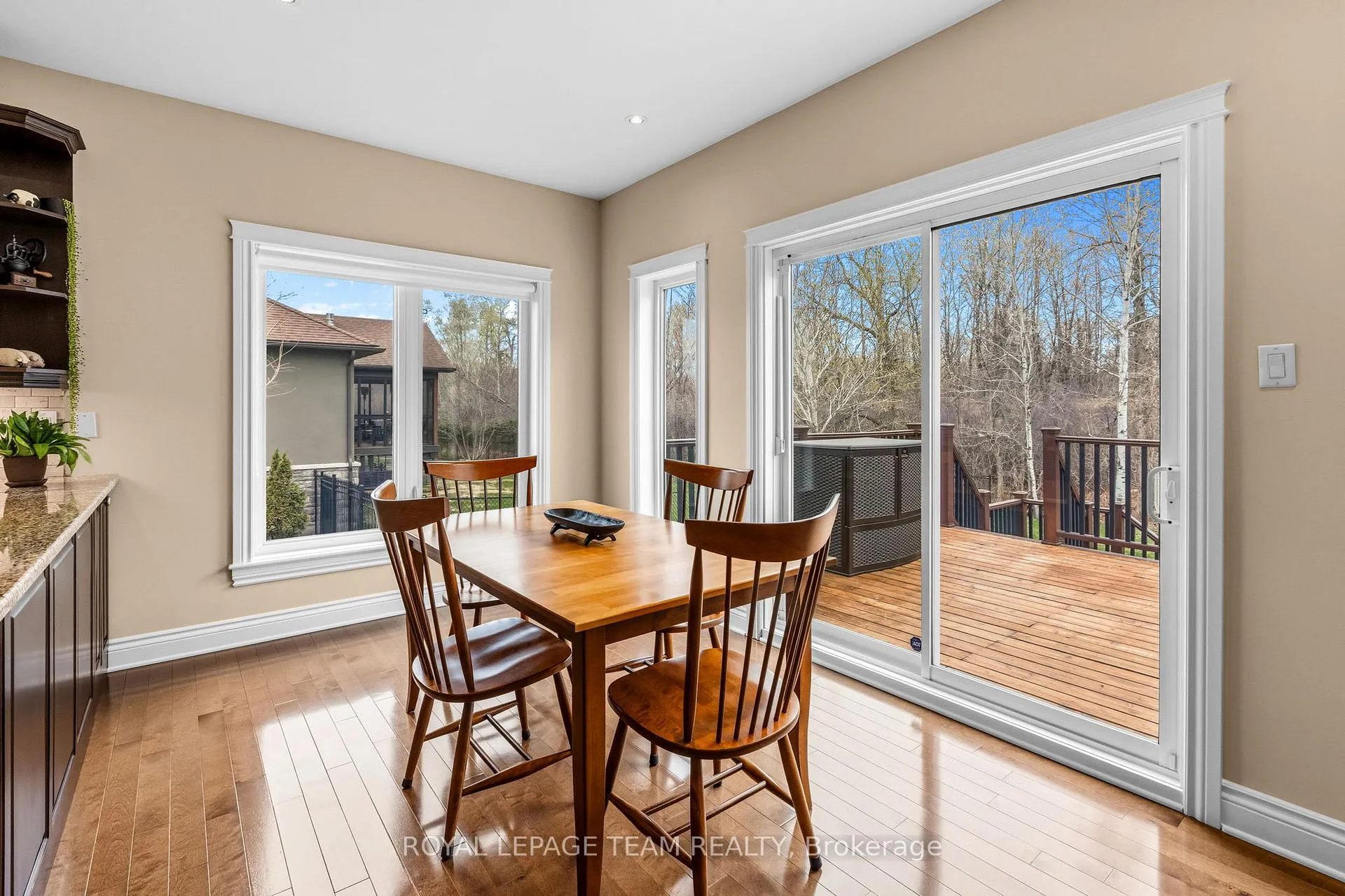 Photo 17 of 6703 Pebble Trail Way, Ottawa, Greely — HOMEH