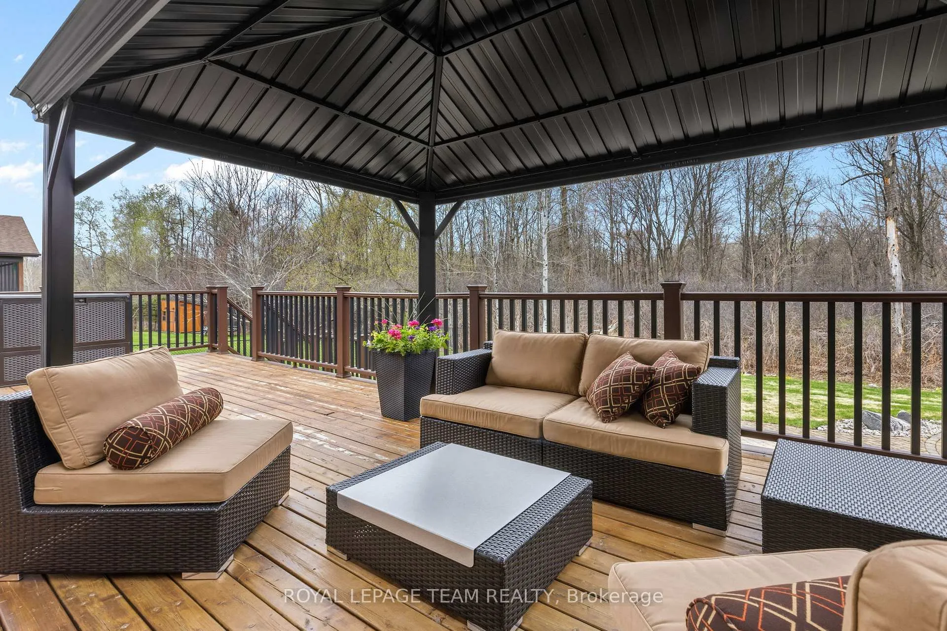Photo 41 of 6703 Pebble Trail Way, Ottawa, Greely — HOMEH