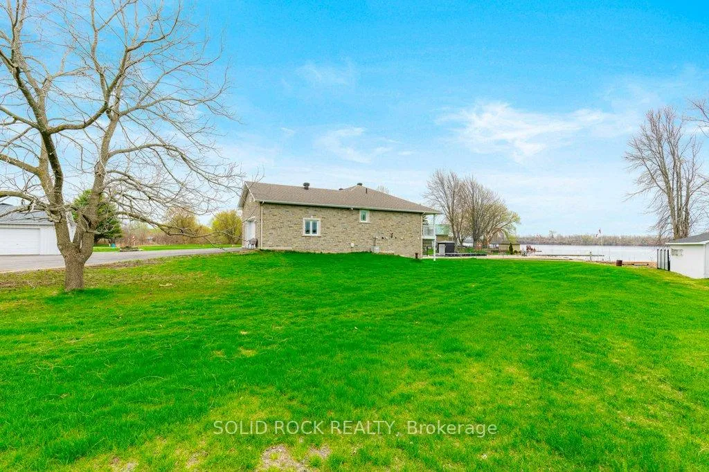 Photo 8 of 19 Gullymeade Road, Edwardsburgh/Cardinal, Edwardsburgh/Cardinal Twp — HOMEH
