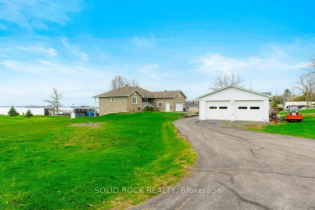 Photo 9 of 19 Gullymeade Road, Edwardsburgh/Cardinal, Edwardsburgh/Cardinal Twp — HOMEH