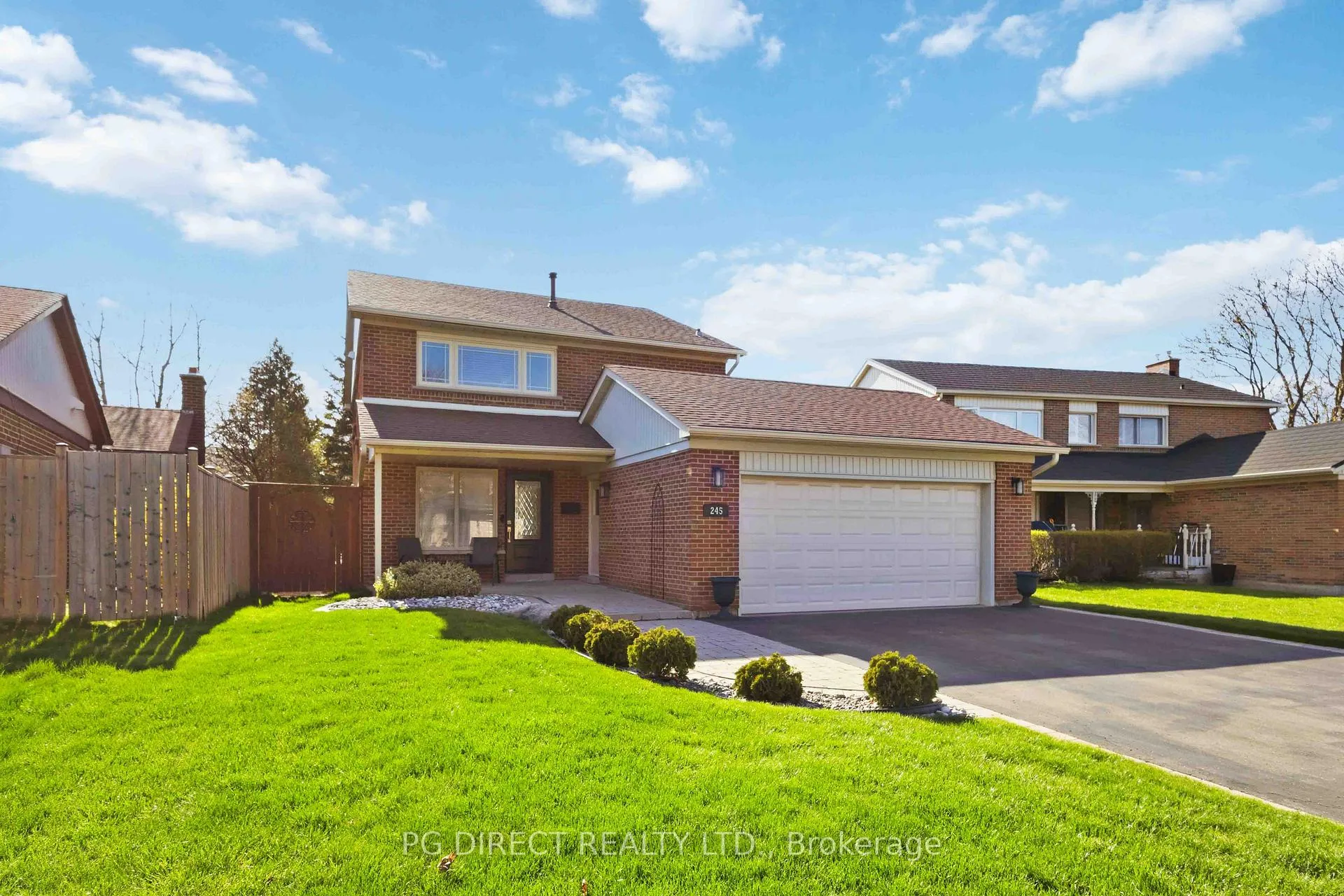 Photo 2 of 245 Michael Boulevard, Whitby, Lynde Creek — HOMEH